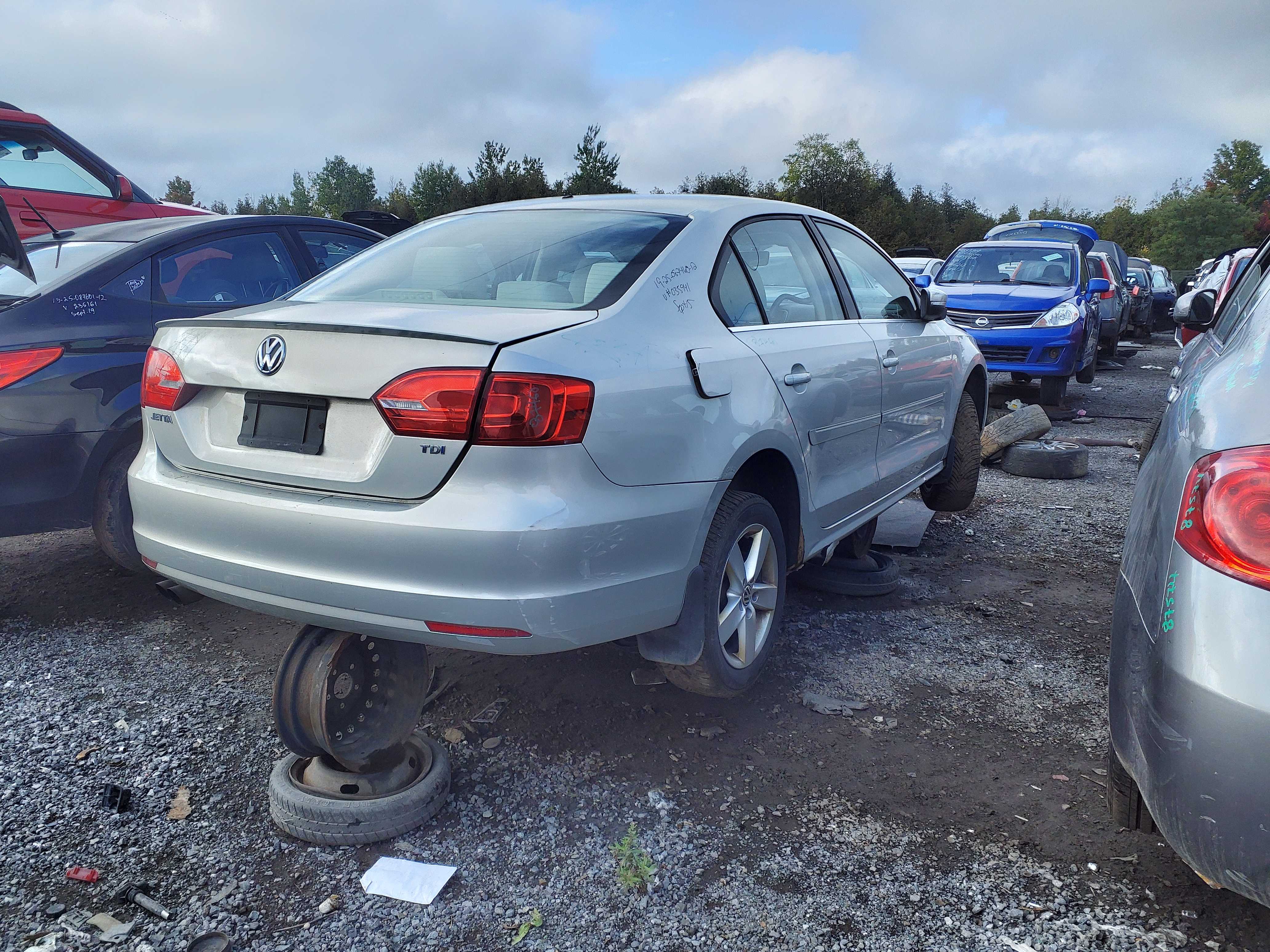 VOLKSWAGEN JETTA 2012