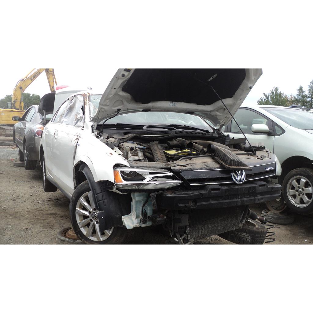 VOLKSWAGEN JETTA 2013