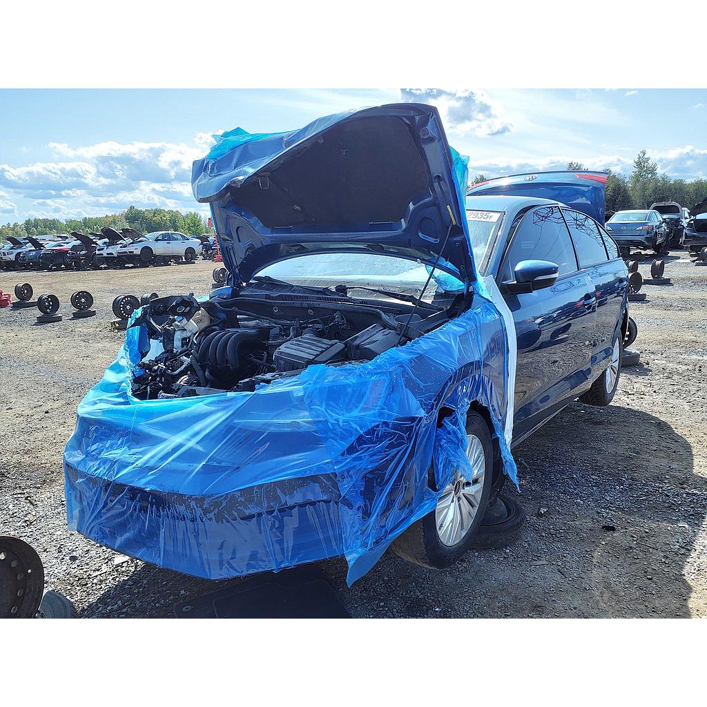 VOLKSWAGEN JETTA 2015