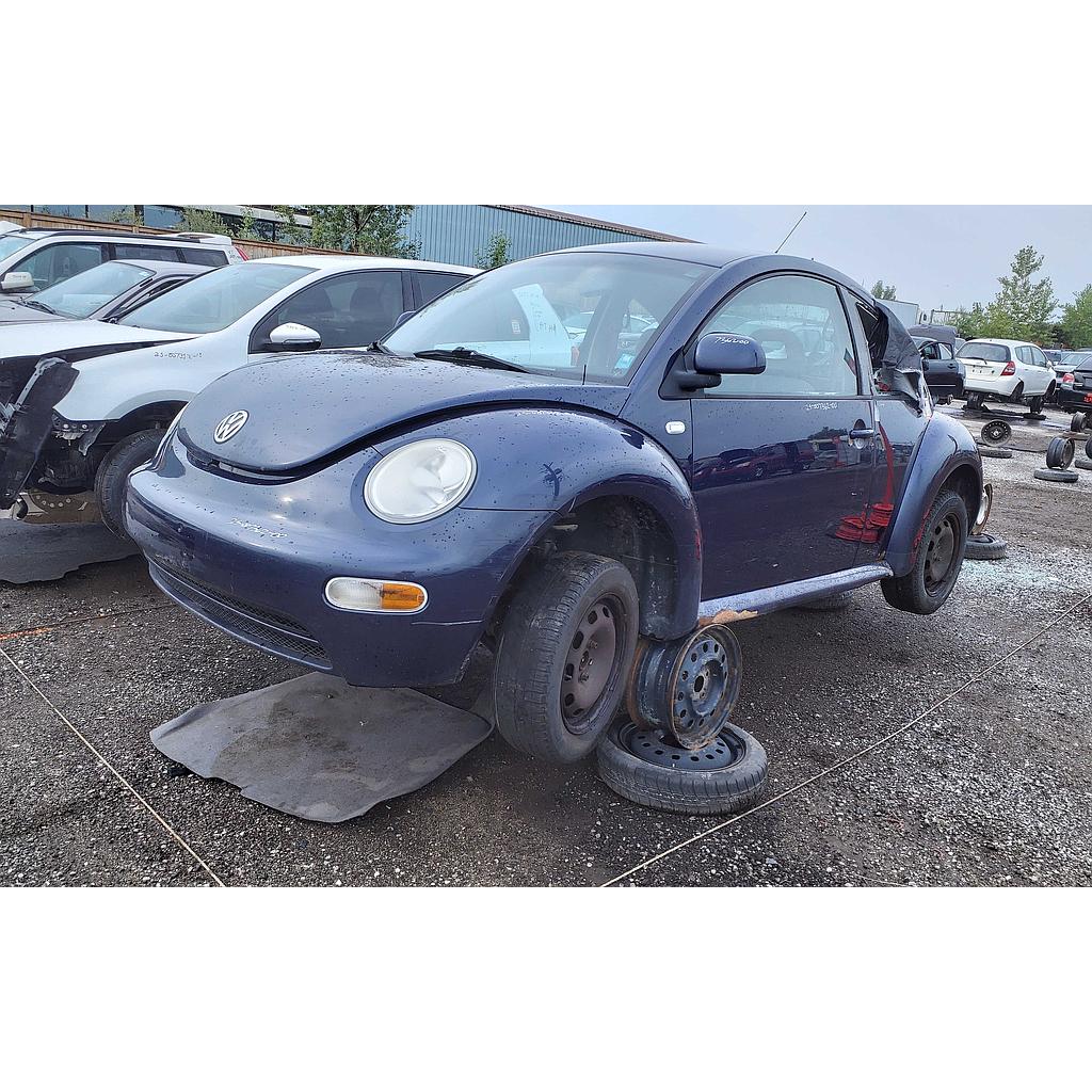 VOLKSWAGEN NEW BEETLE 2000