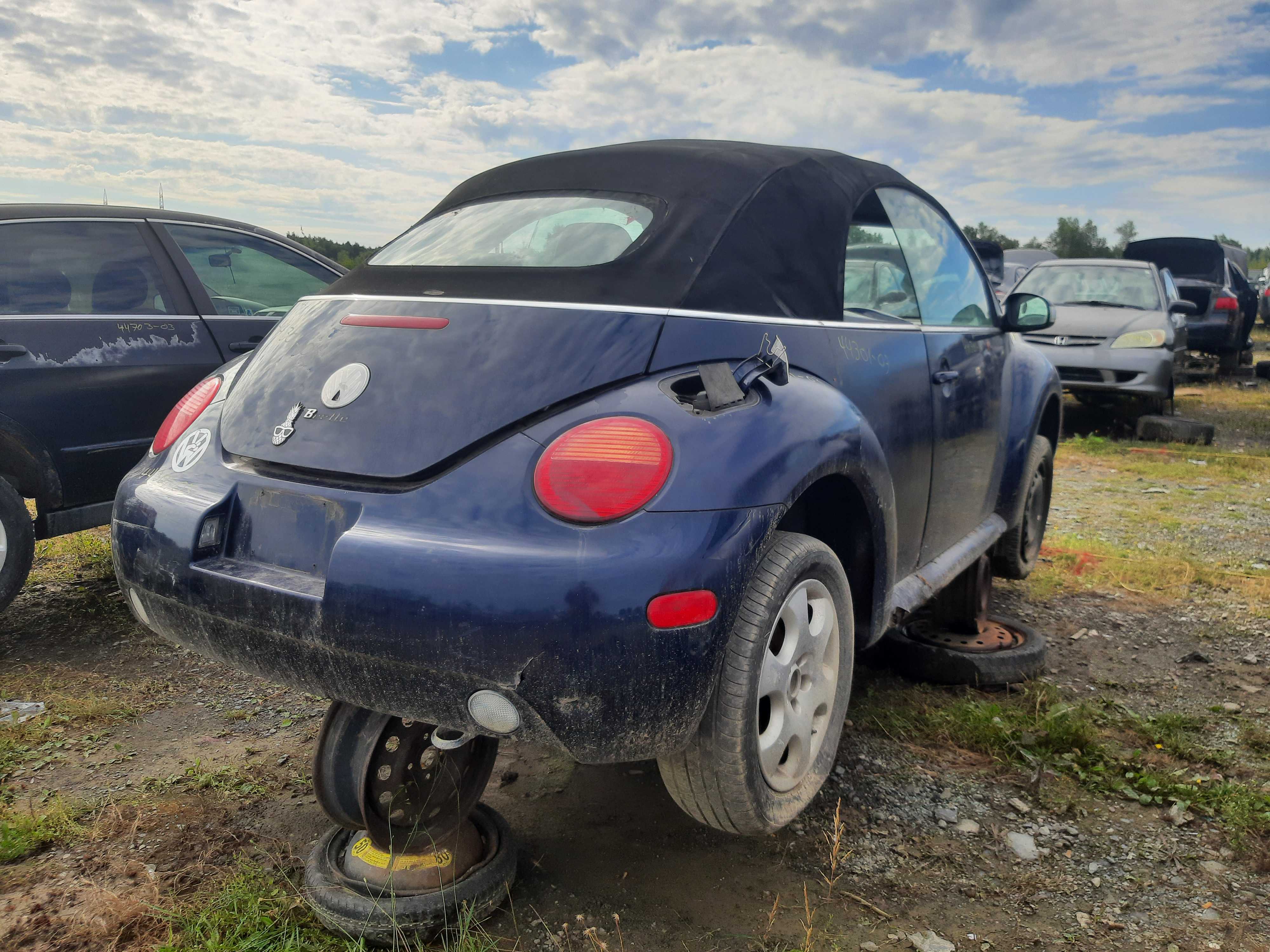 VOLKSWAGEN NEW BEETLE 2003