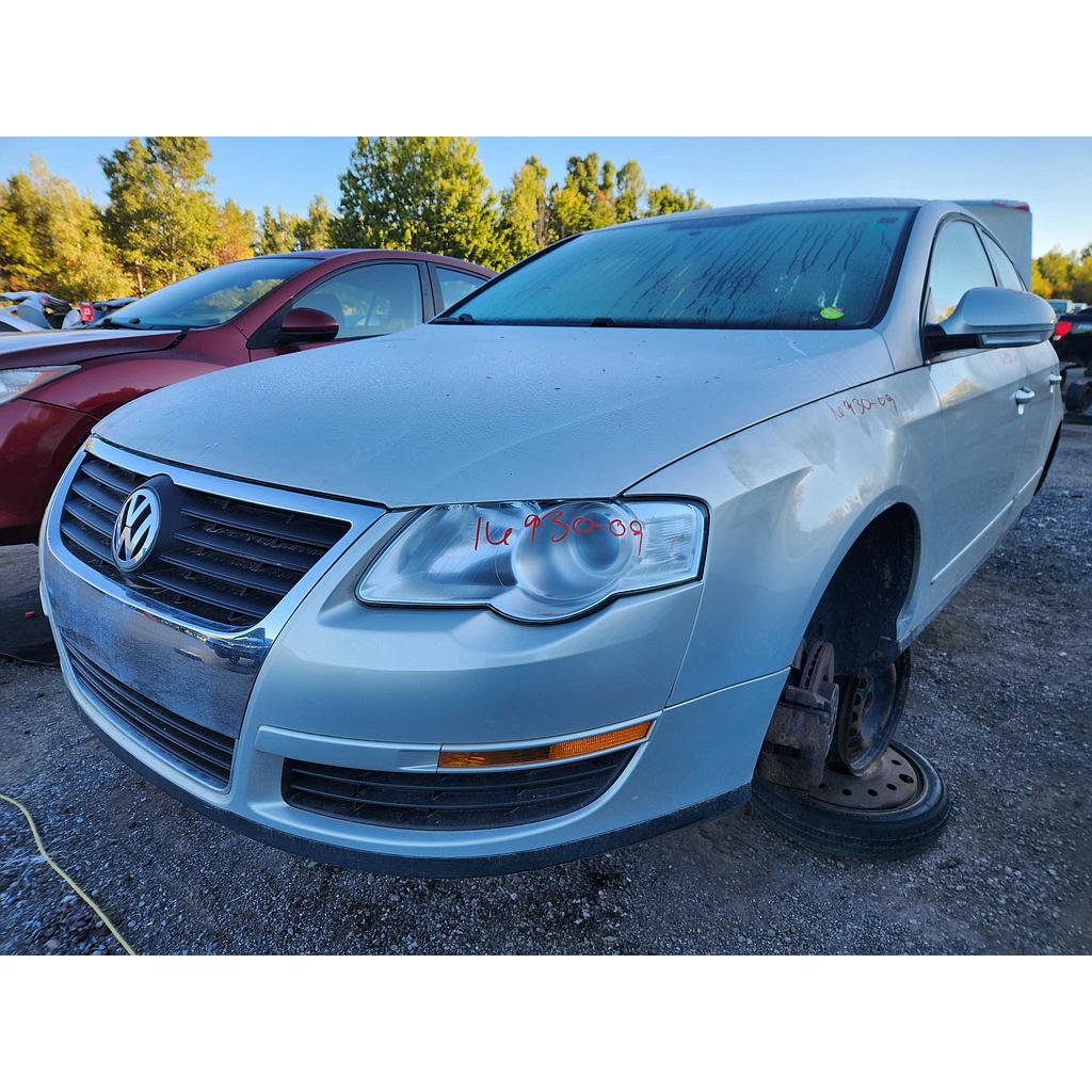 VOLKSWAGEN PASSAT 2009