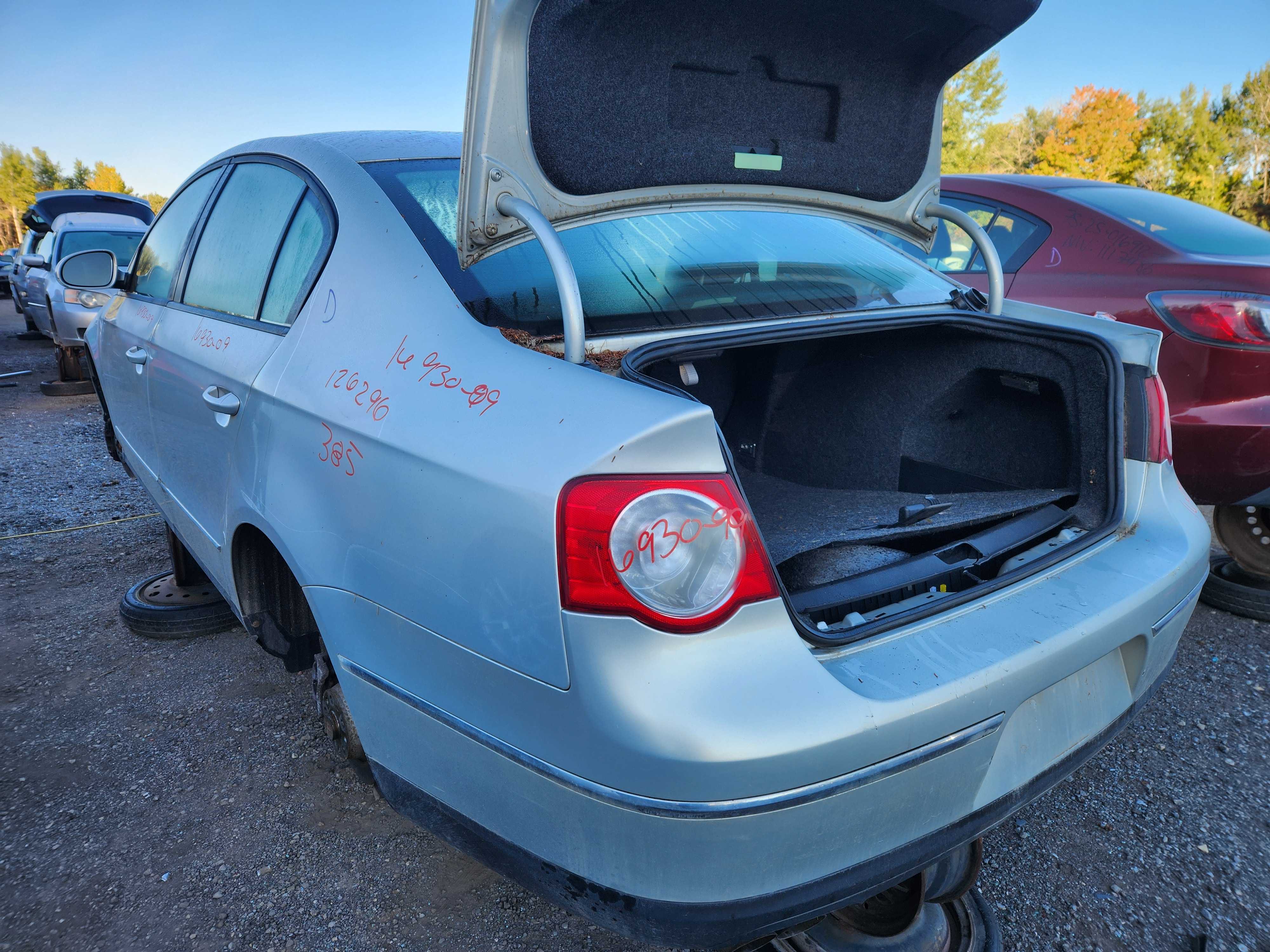 VOLKSWAGEN PASSAT 2009