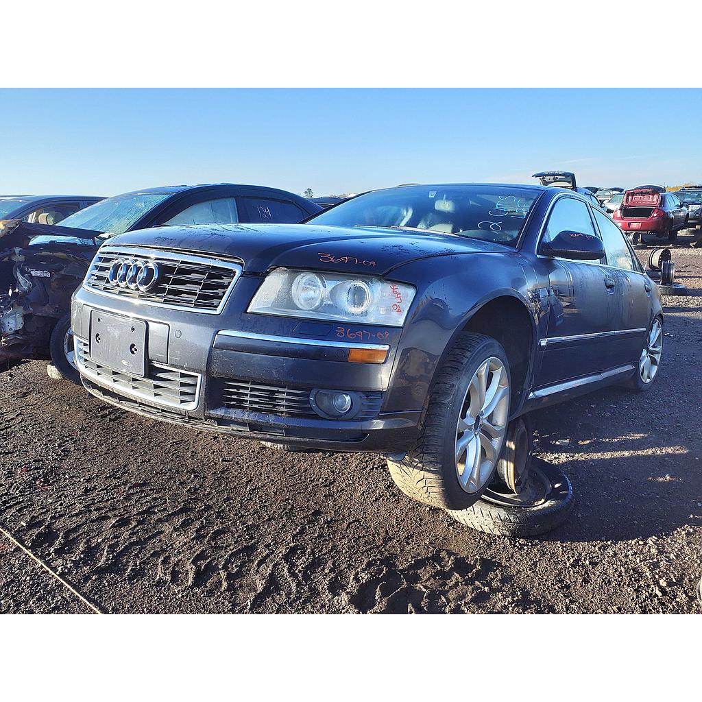 AUDI A8 2004