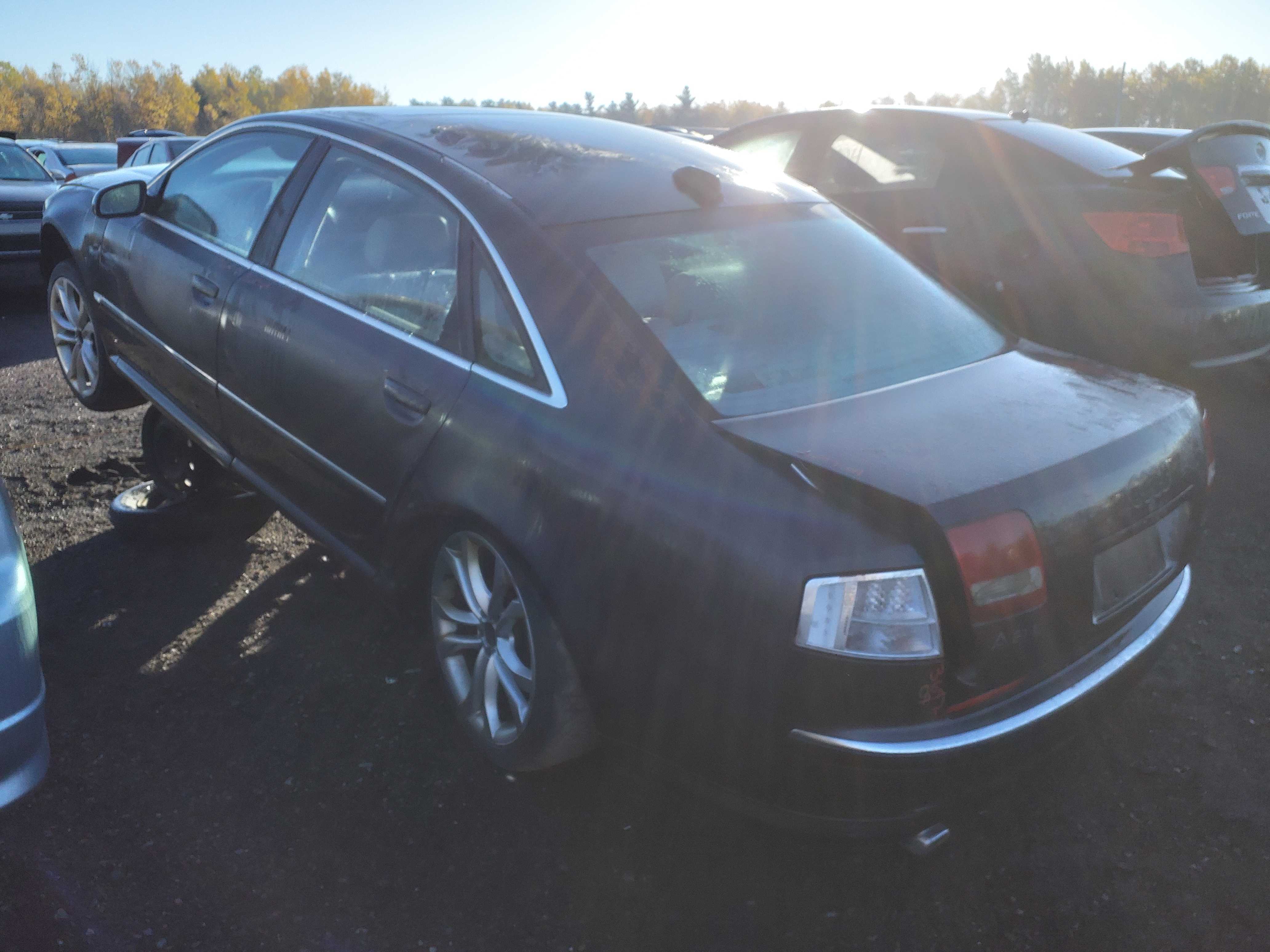 AUDI A8 2004