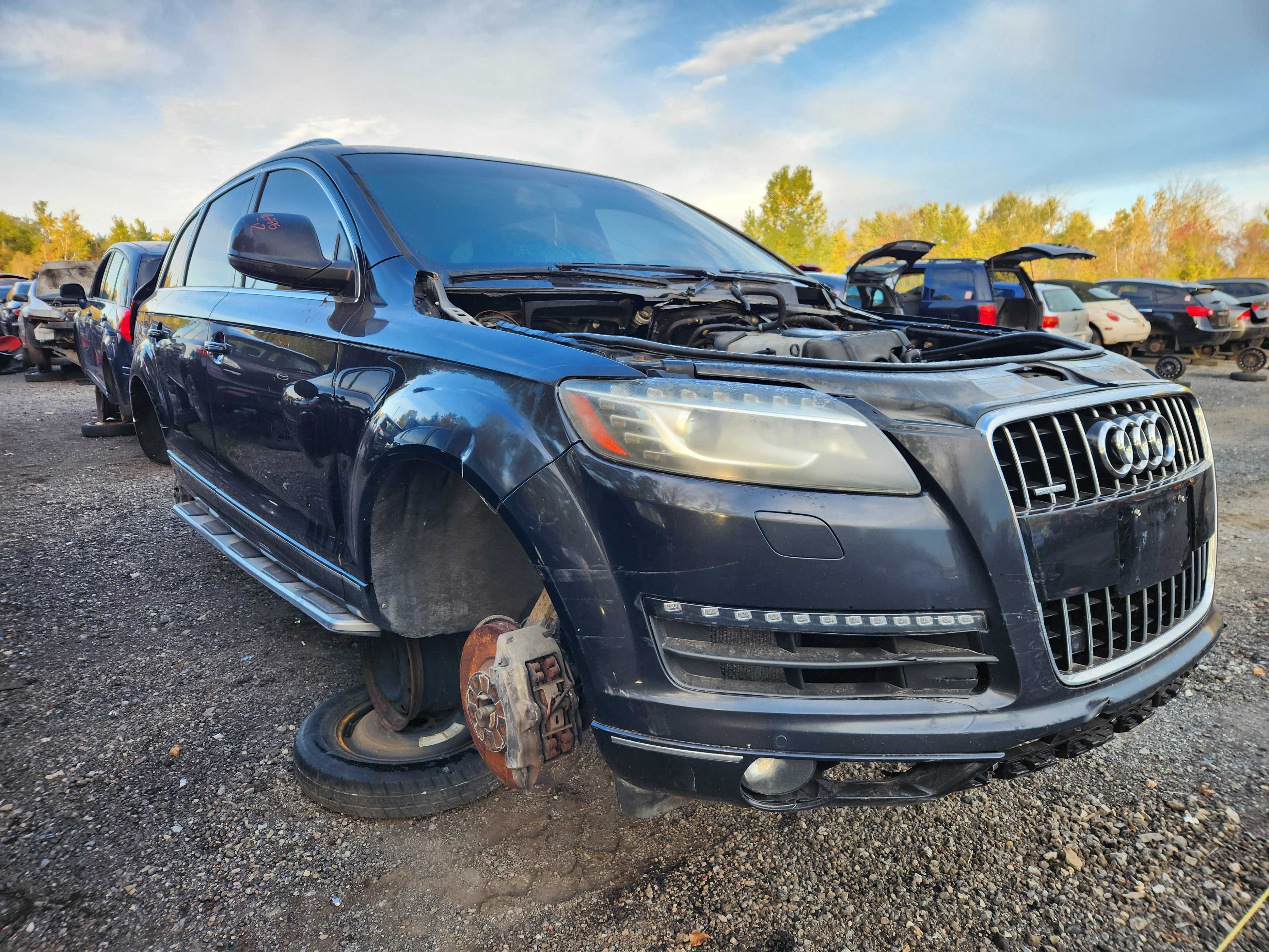 AUDI Q7 2012