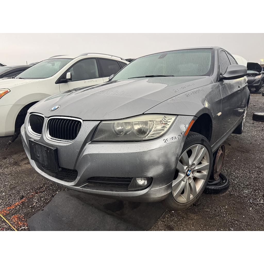 BMW 323 2011