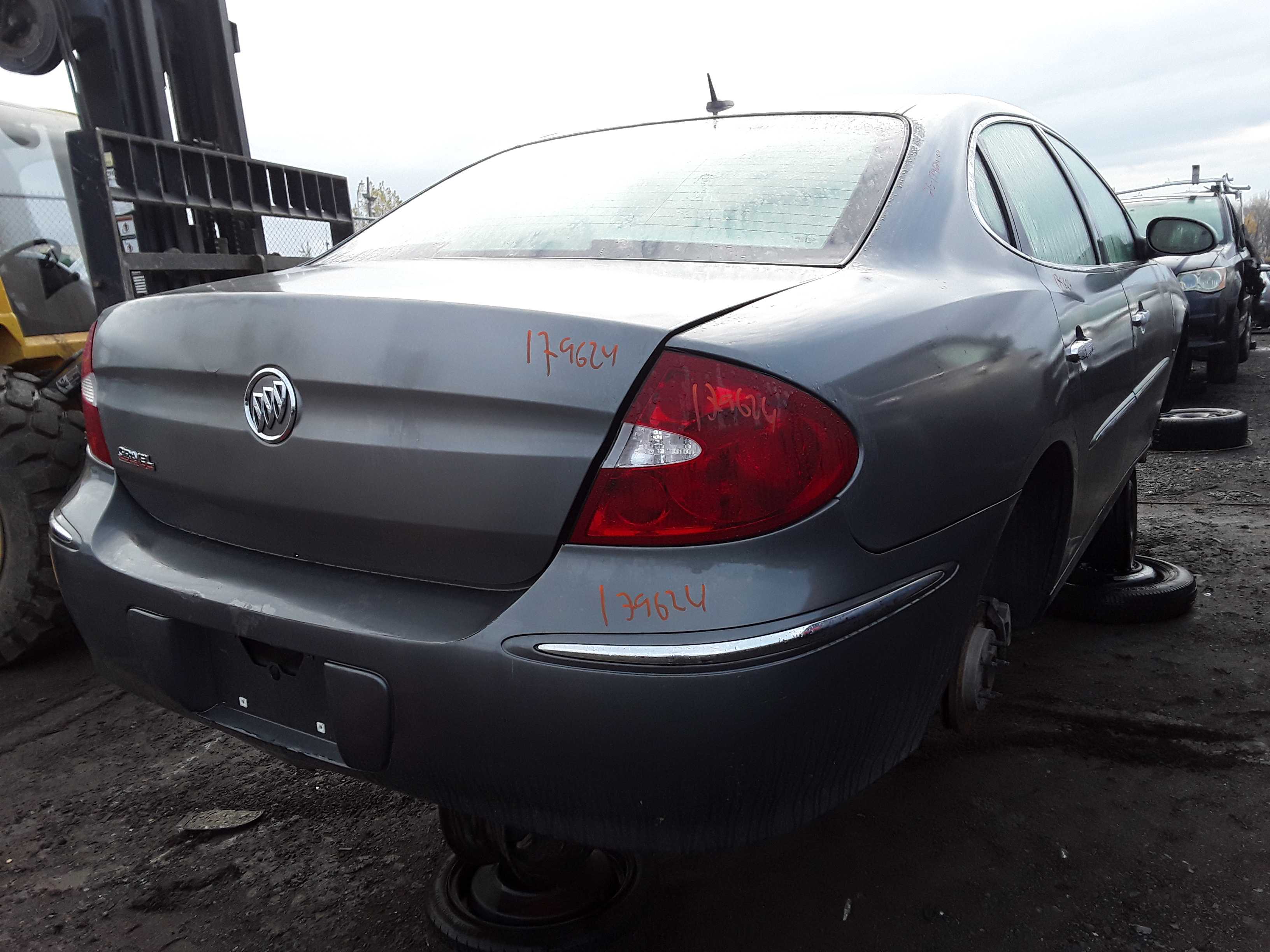 BUICK ALLURE 2009