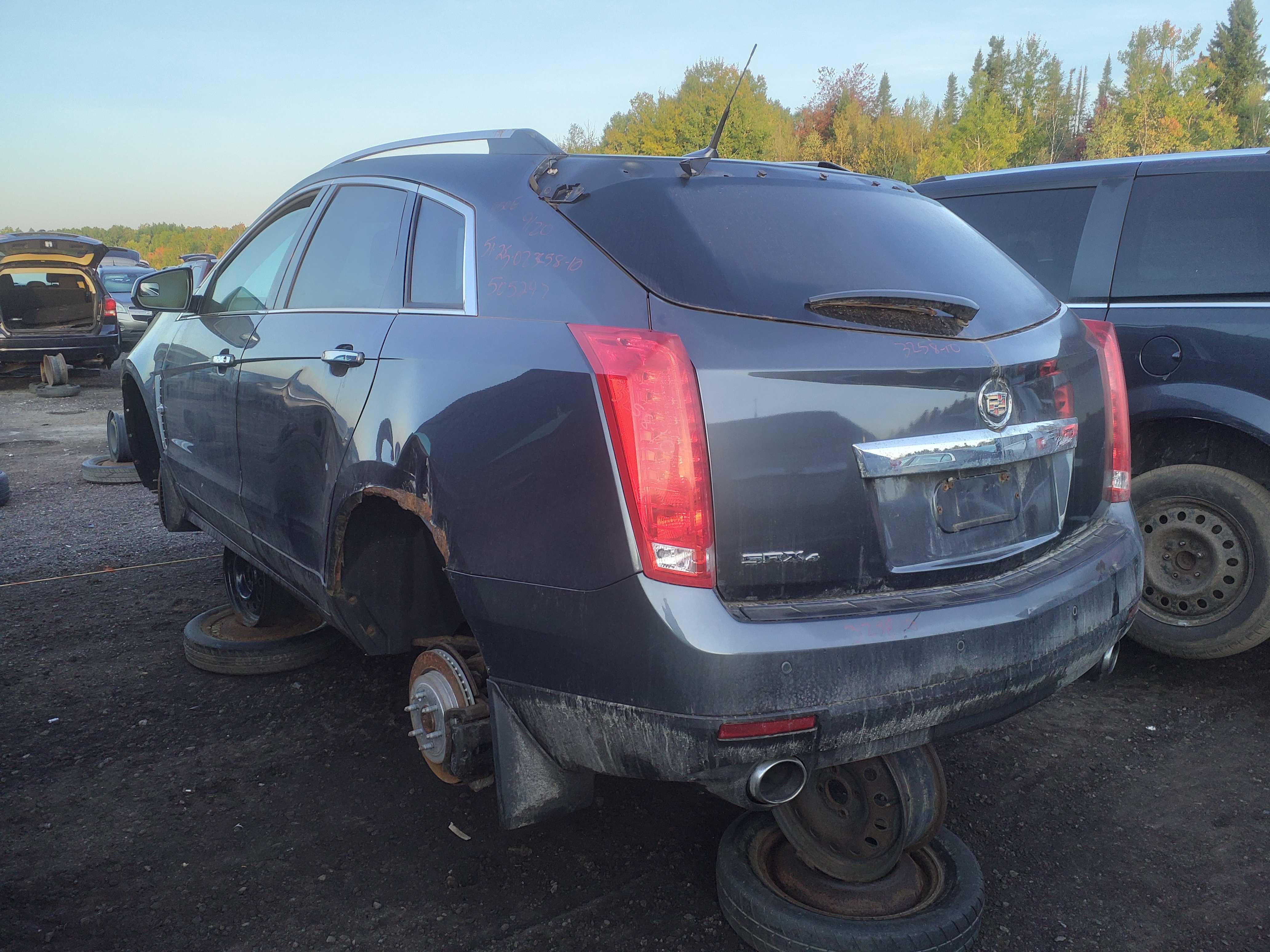CADILLAC SRX 2010