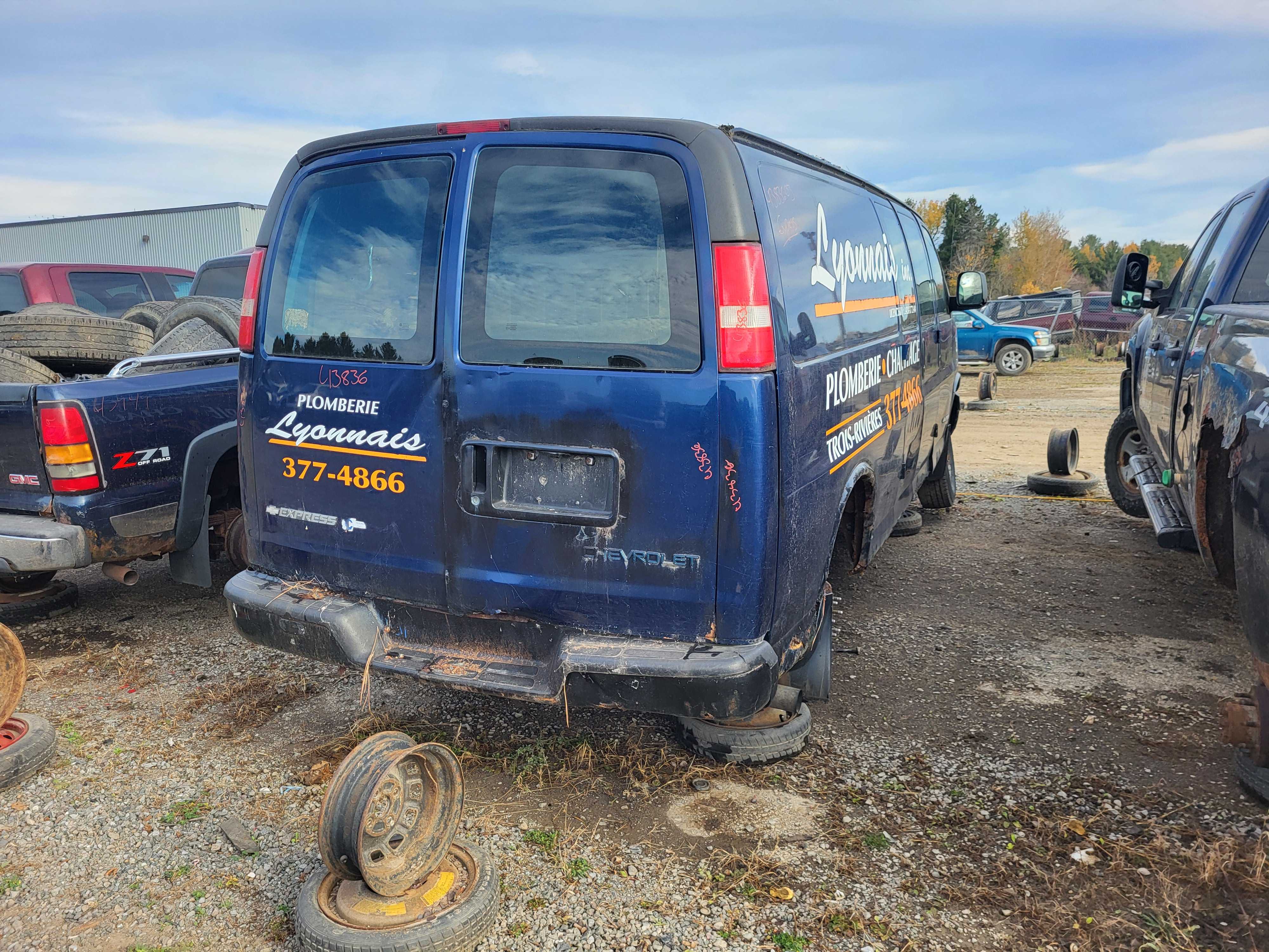 CHEVROLET EXPRESS VAN 2003