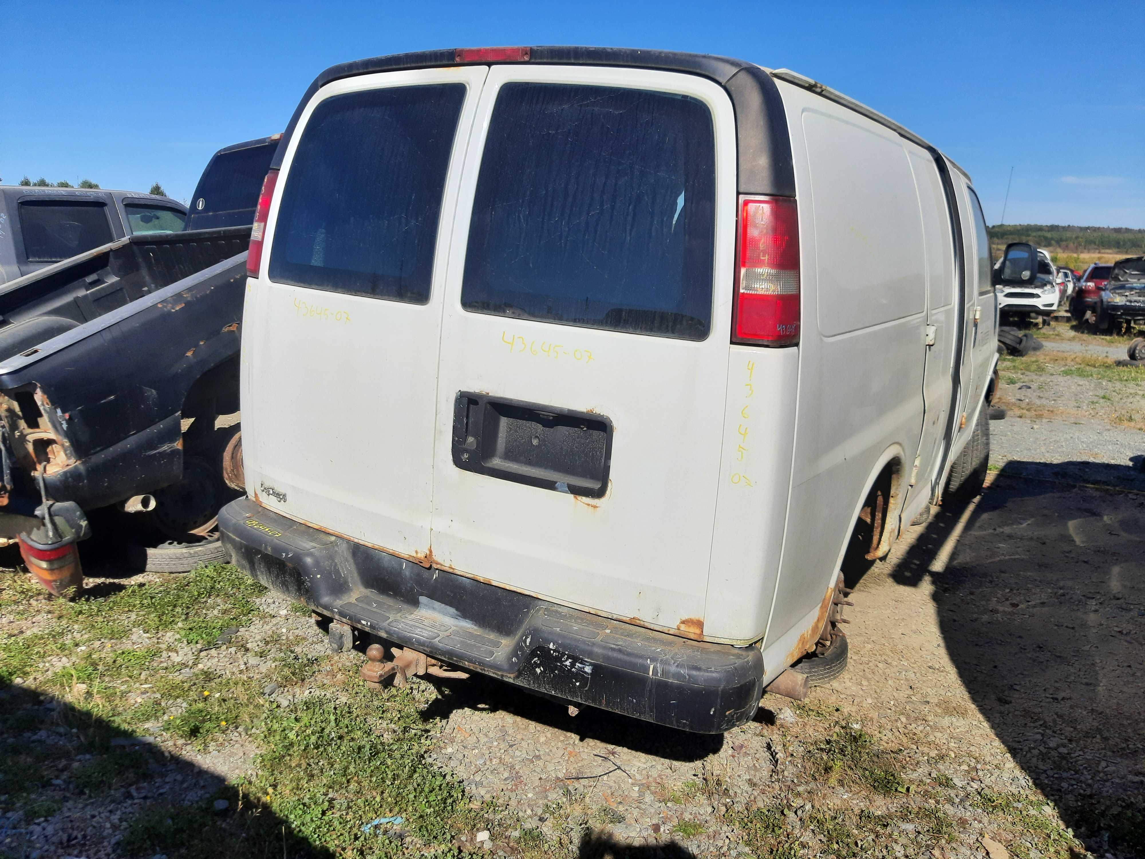 CHEVROLET EXPRESS VAN 2007