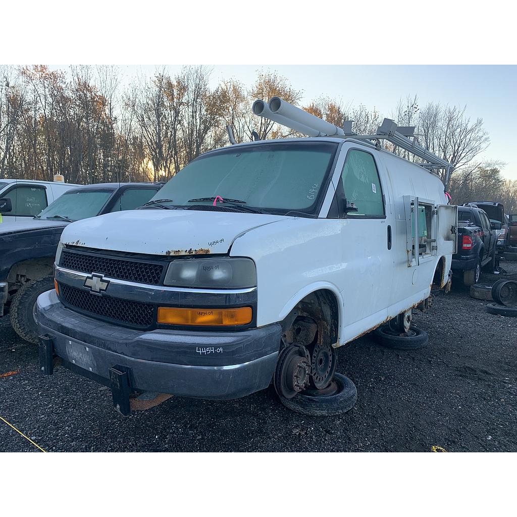 CHEVROLET EXPRESS VAN 2009