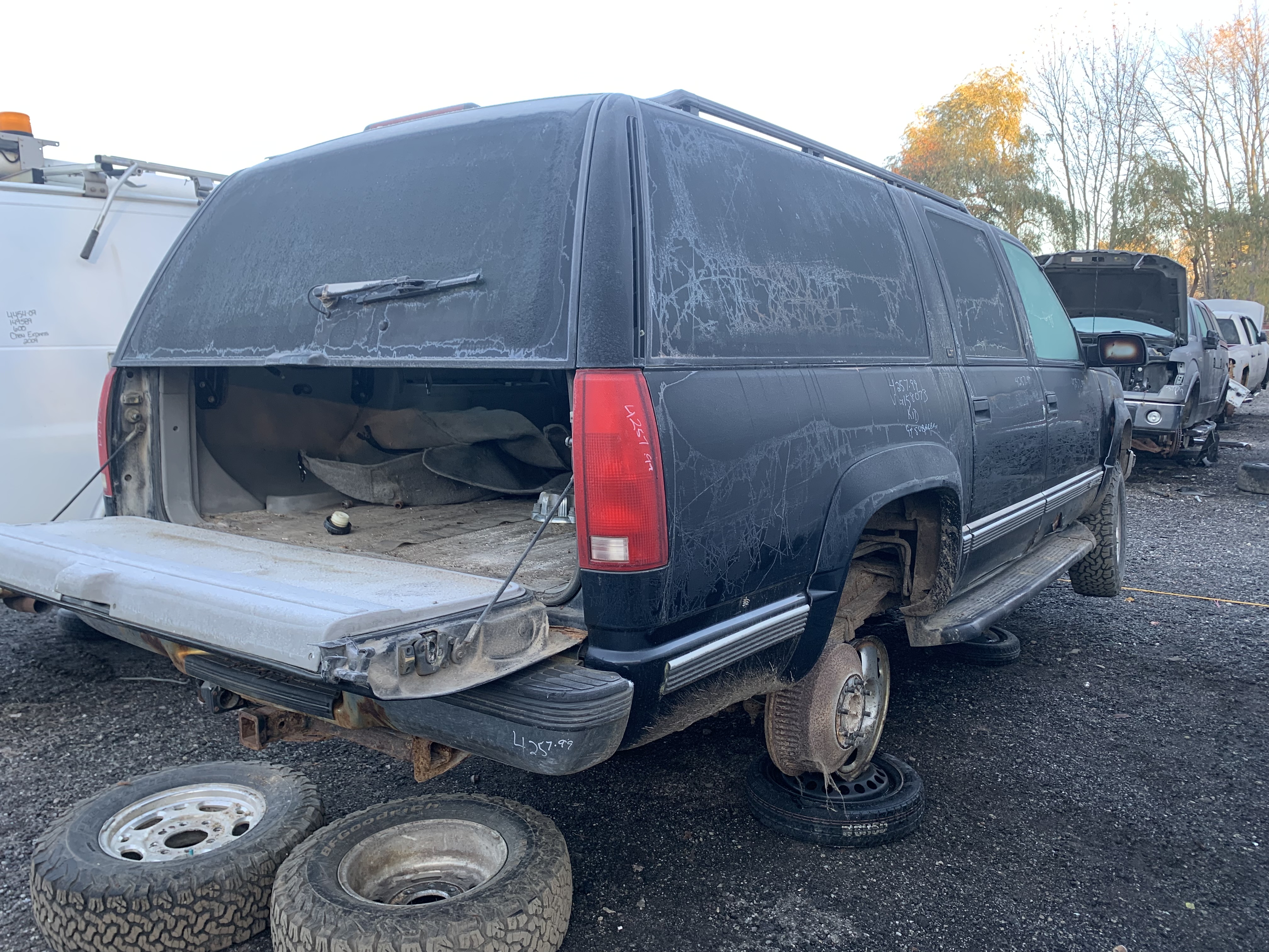 CHEVROLET SUBURBAN 1999