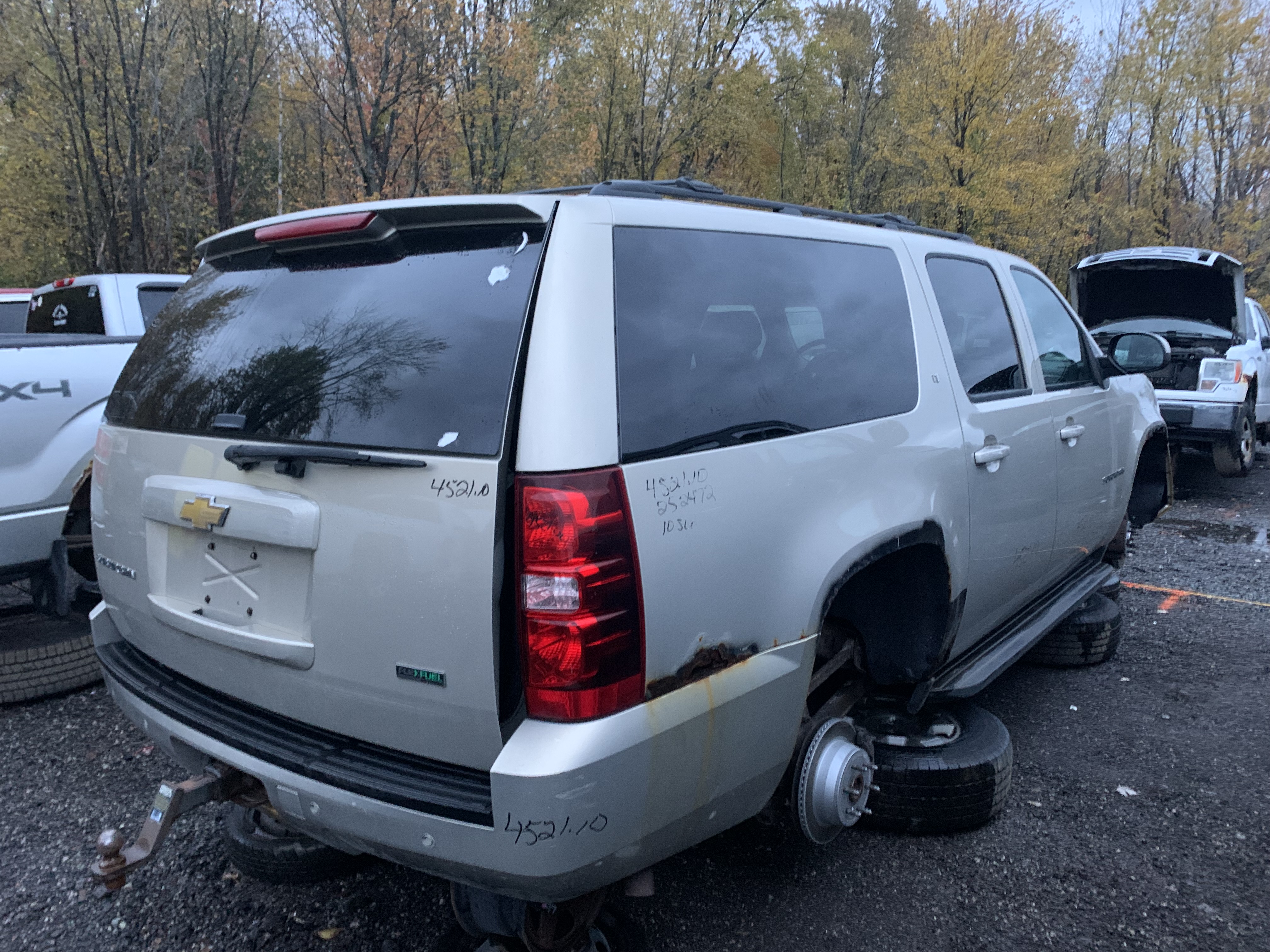 CHEVROLET SUBURBAN 2010