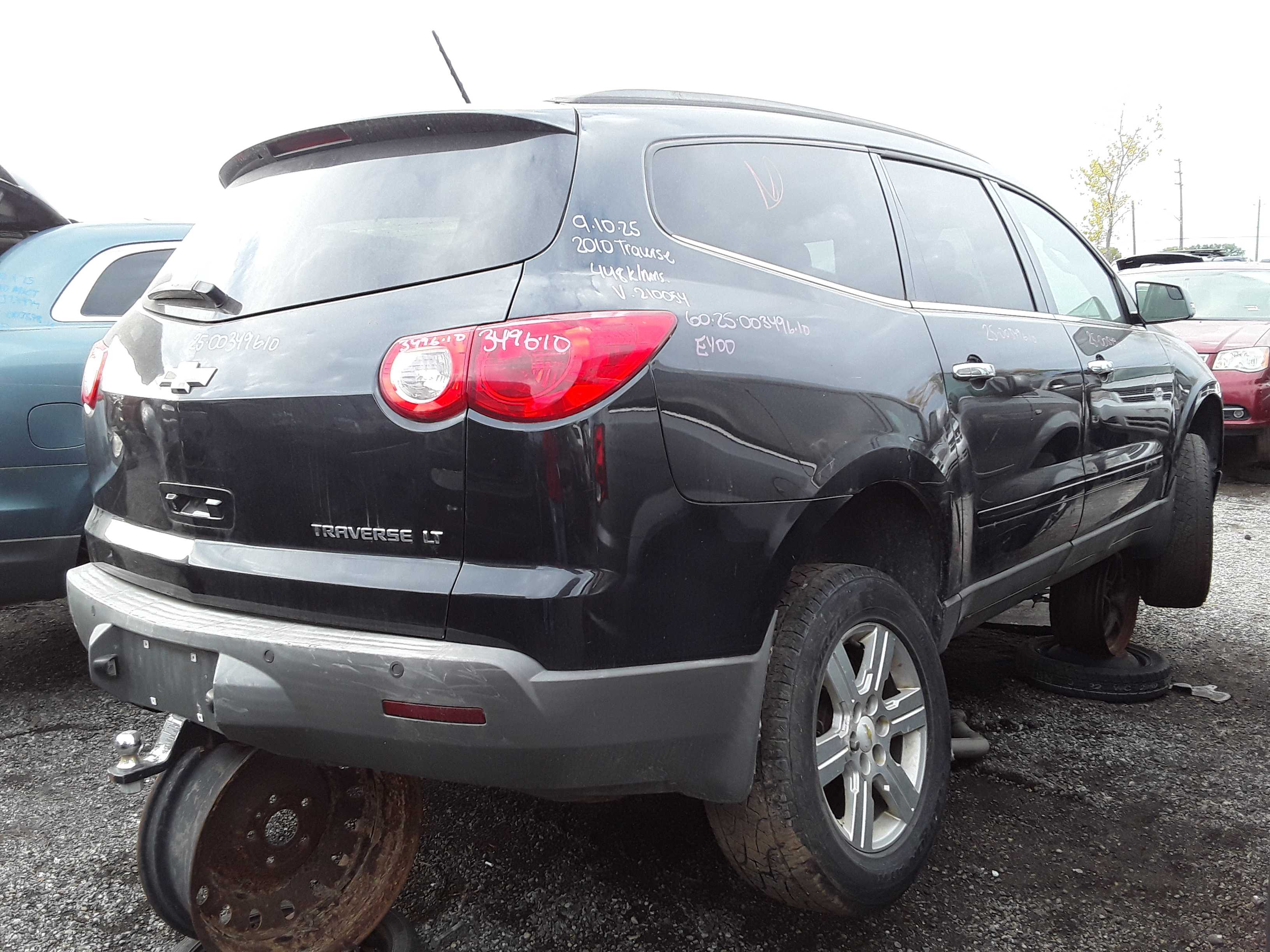 CHEVROLET TRAVERSE 2010