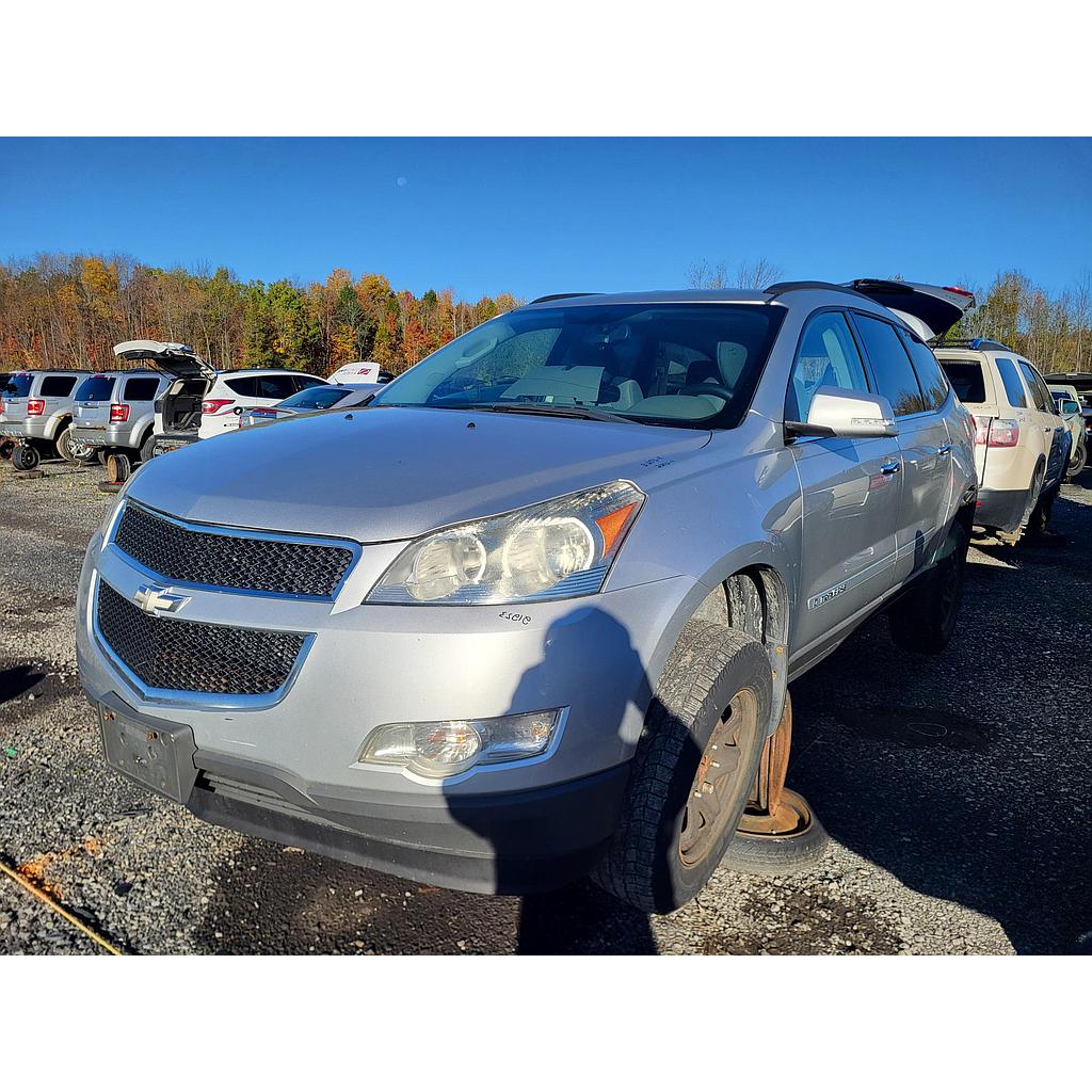 CHEVROLET TRAVERSE 2011