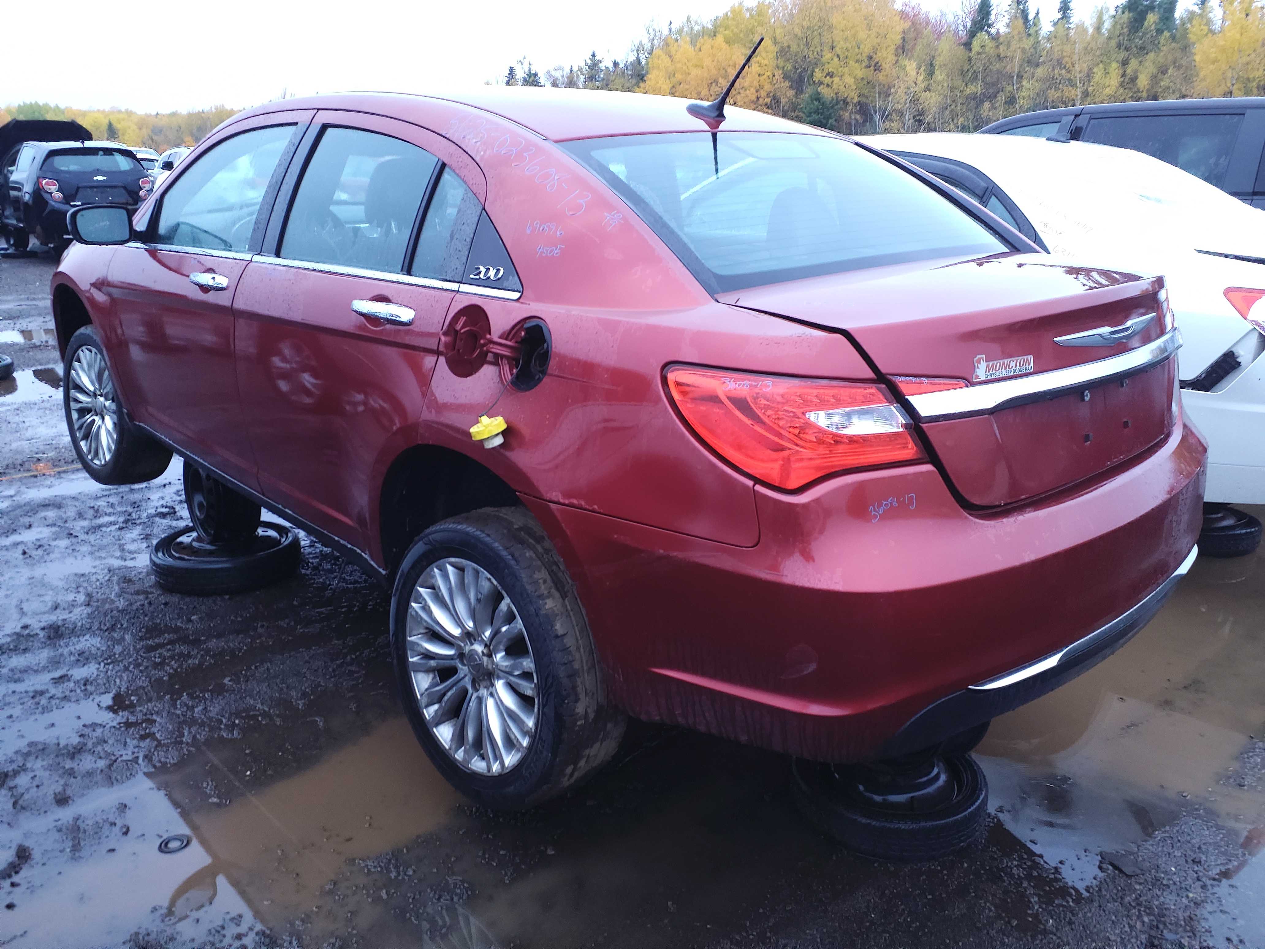 CHRYSLER 200 2013