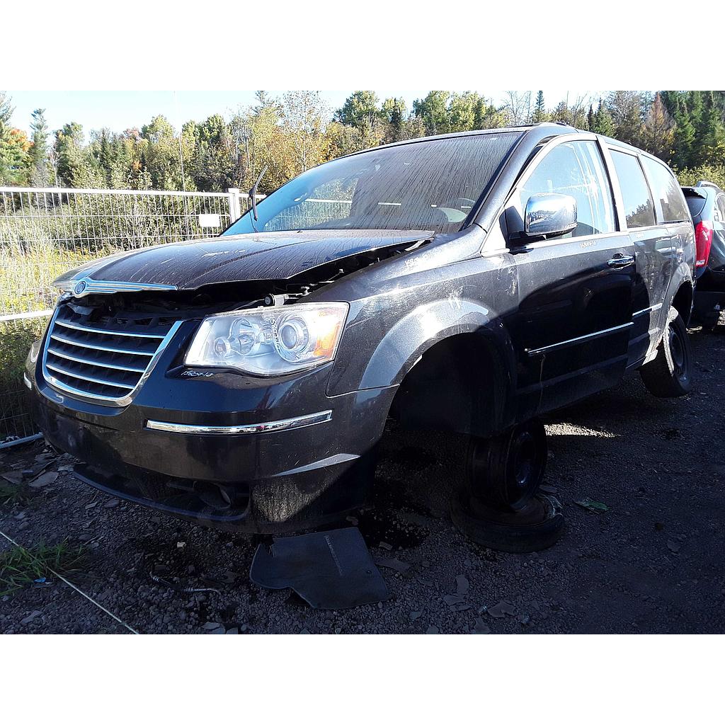 CHRYSLER TOWN &amp; COUNTRY 2010