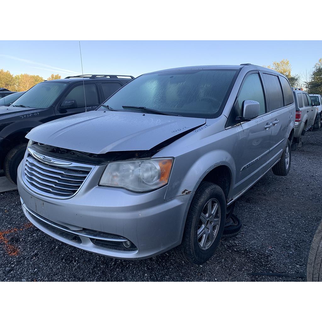 CHRYSLER TOWN &amp; COUNTRY 2012