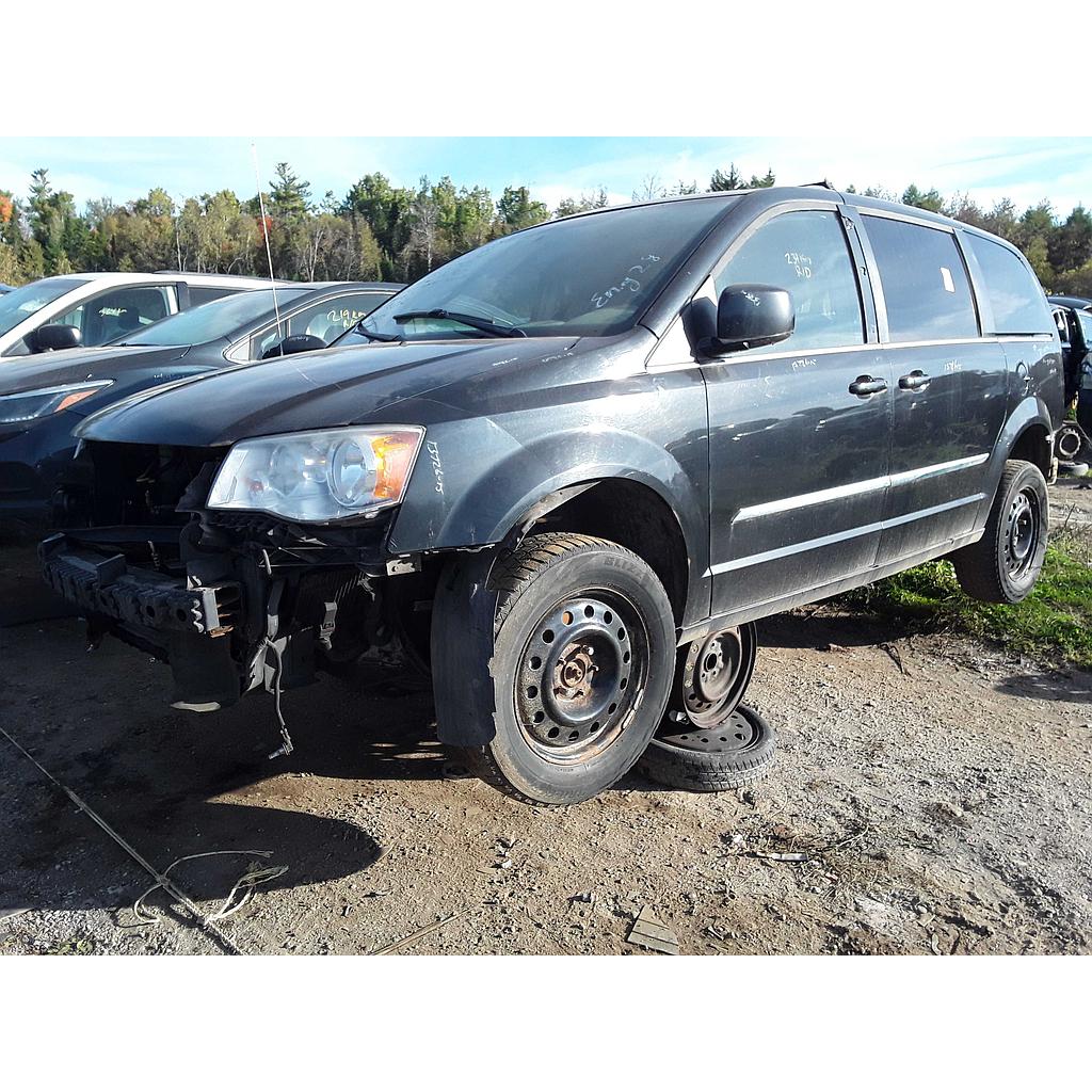 CHRYSLER TOWN &amp; COUNTRY 2015