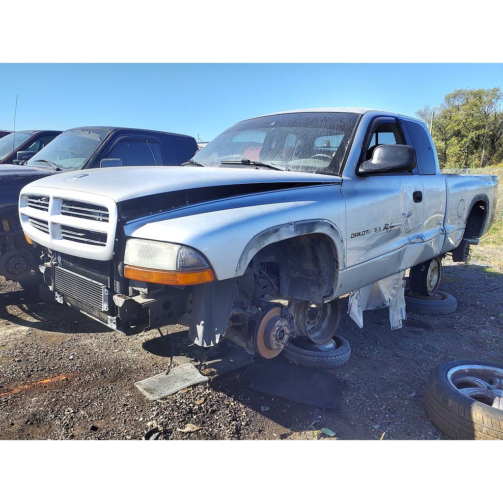 DODGE DAKOTA 2002