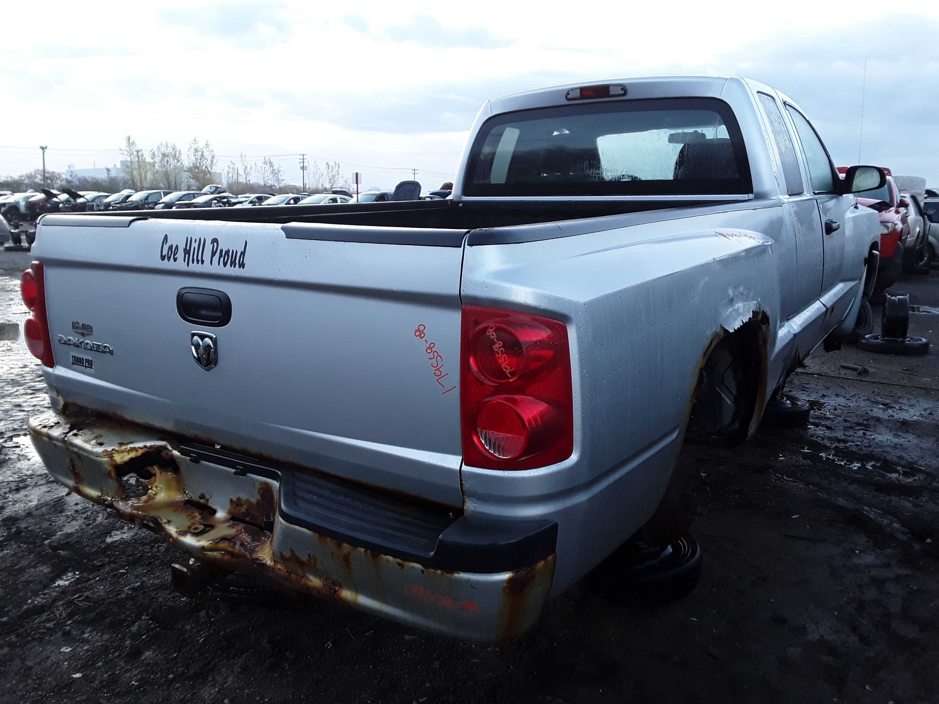 DODGE DAKOTA 2008