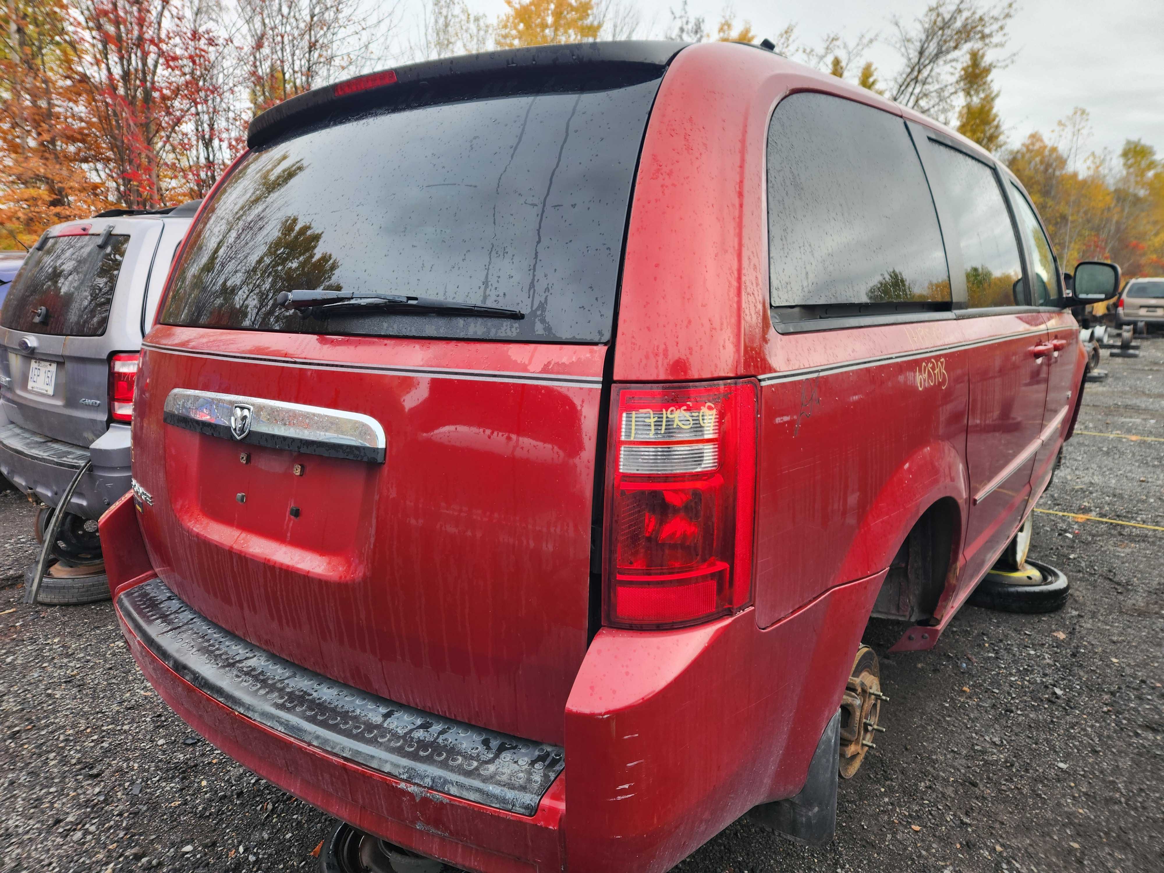 DODGE GRAND CARAVAN 2009