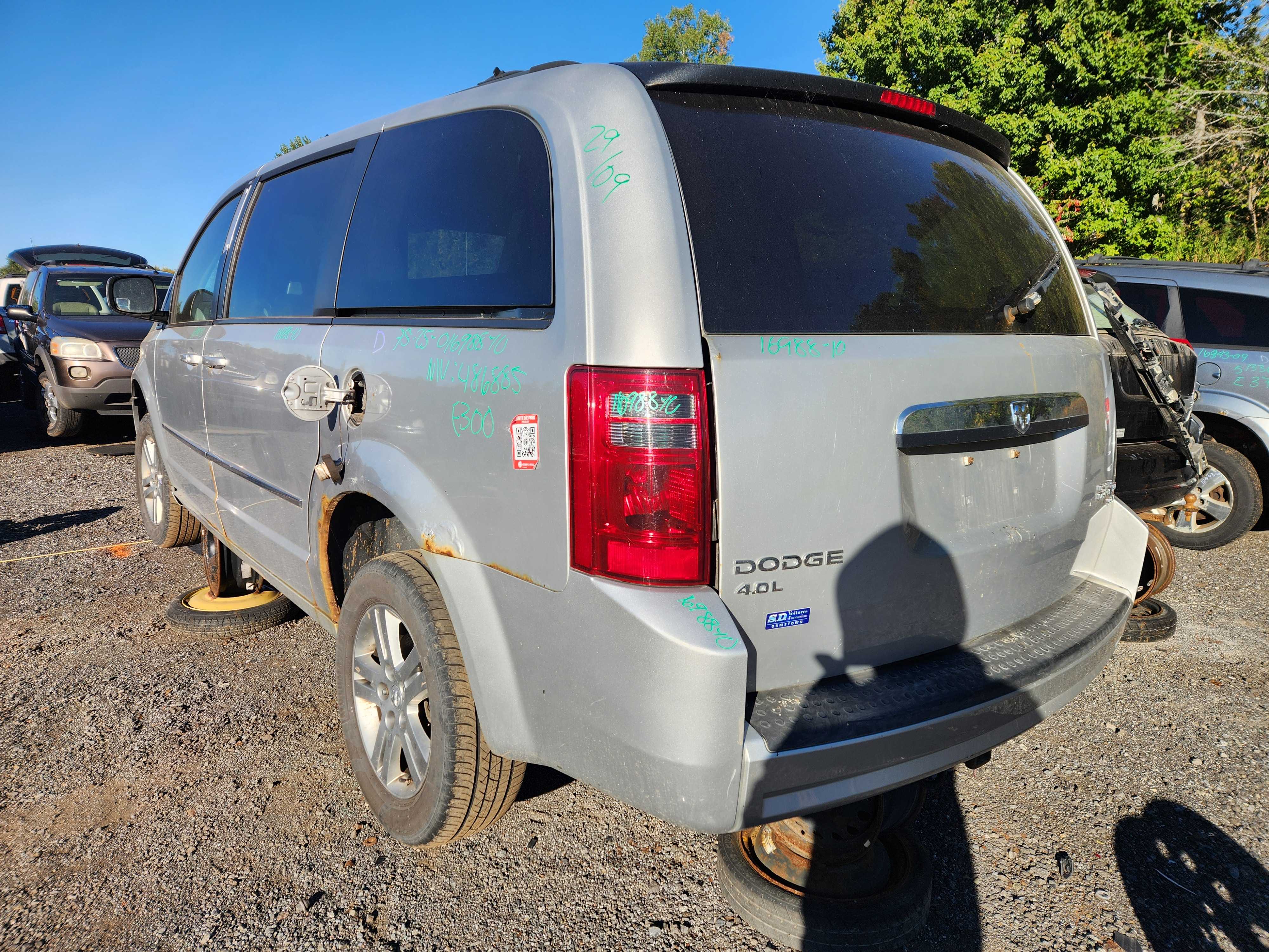 DODGE GRAND CARAVAN 2010