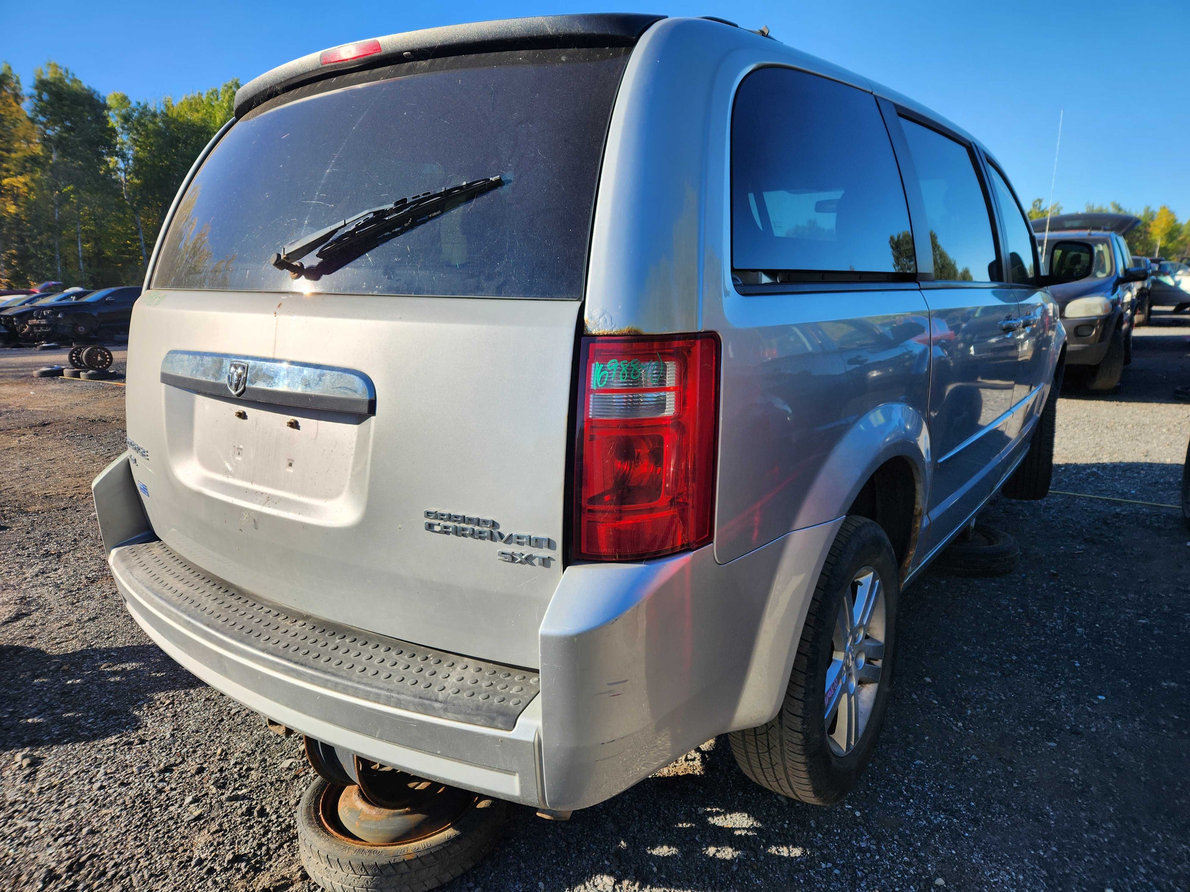 DODGE GRAND CARAVAN 2010