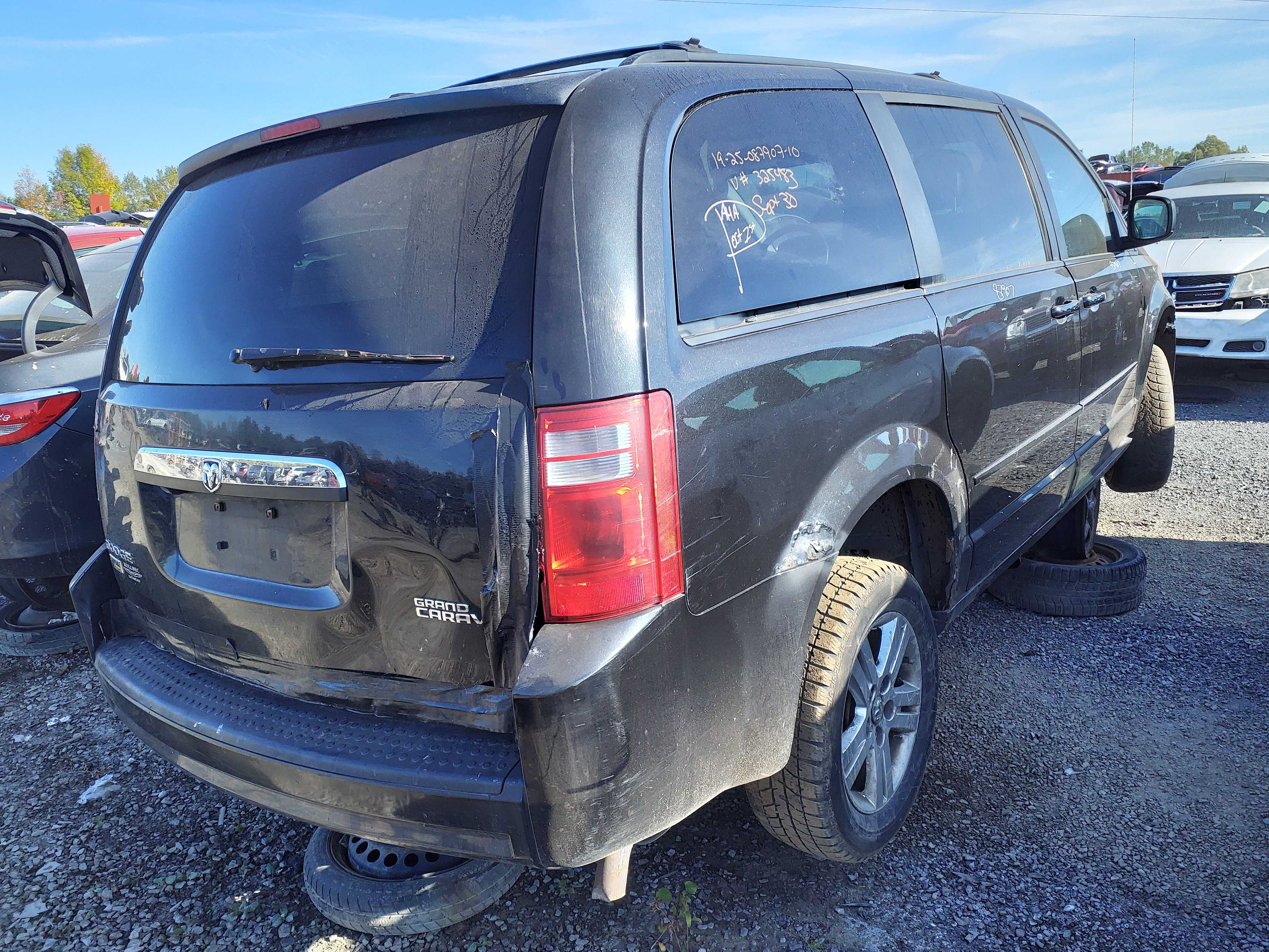 DODGE GRAND CARAVAN 2010