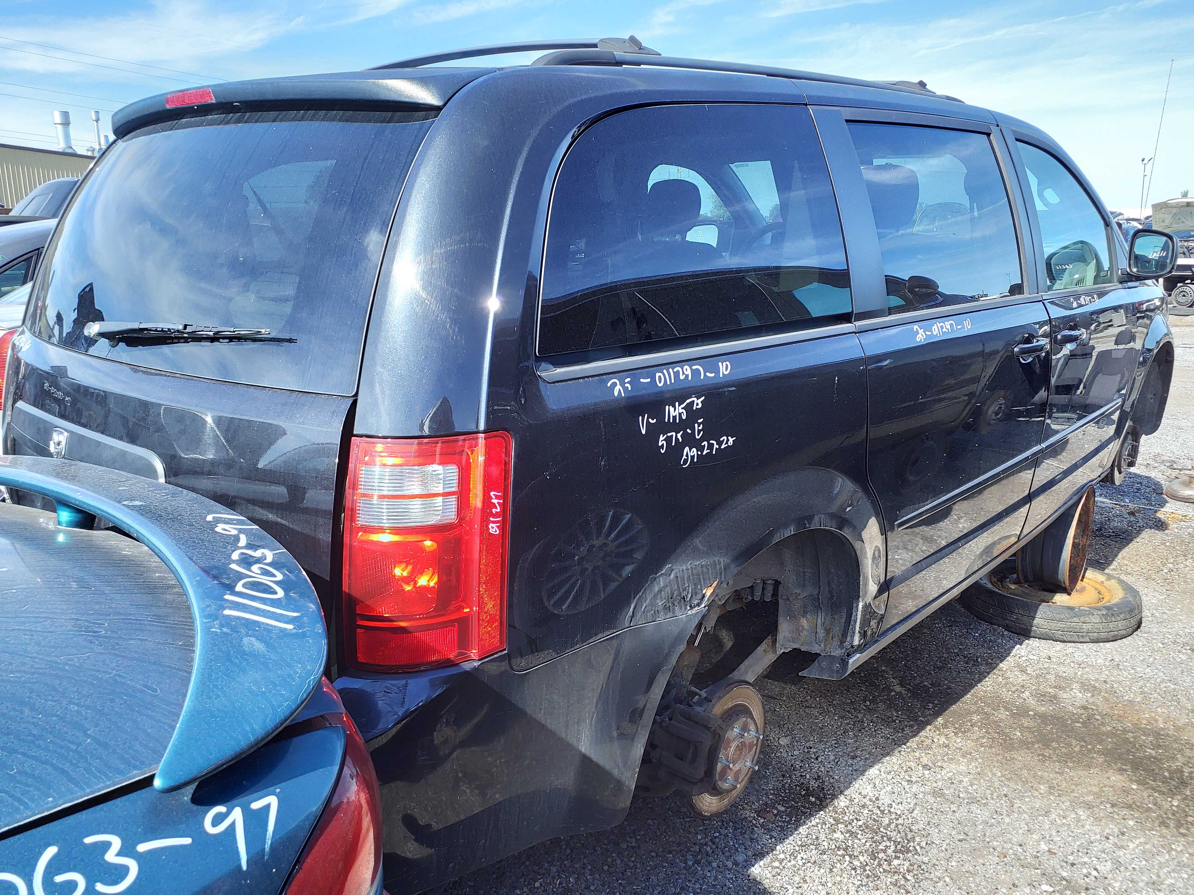 DODGE GRAND CARAVAN 2010