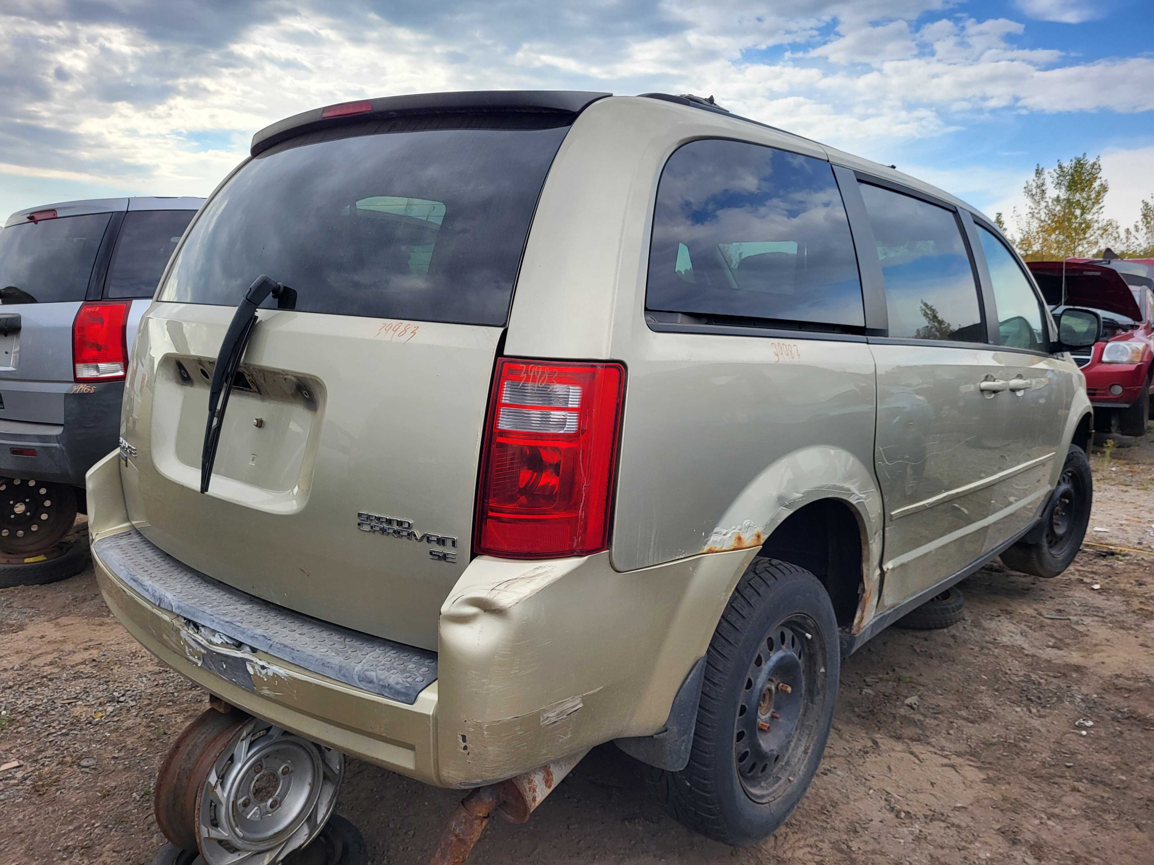 DODGE GRAND CARAVAN 2010