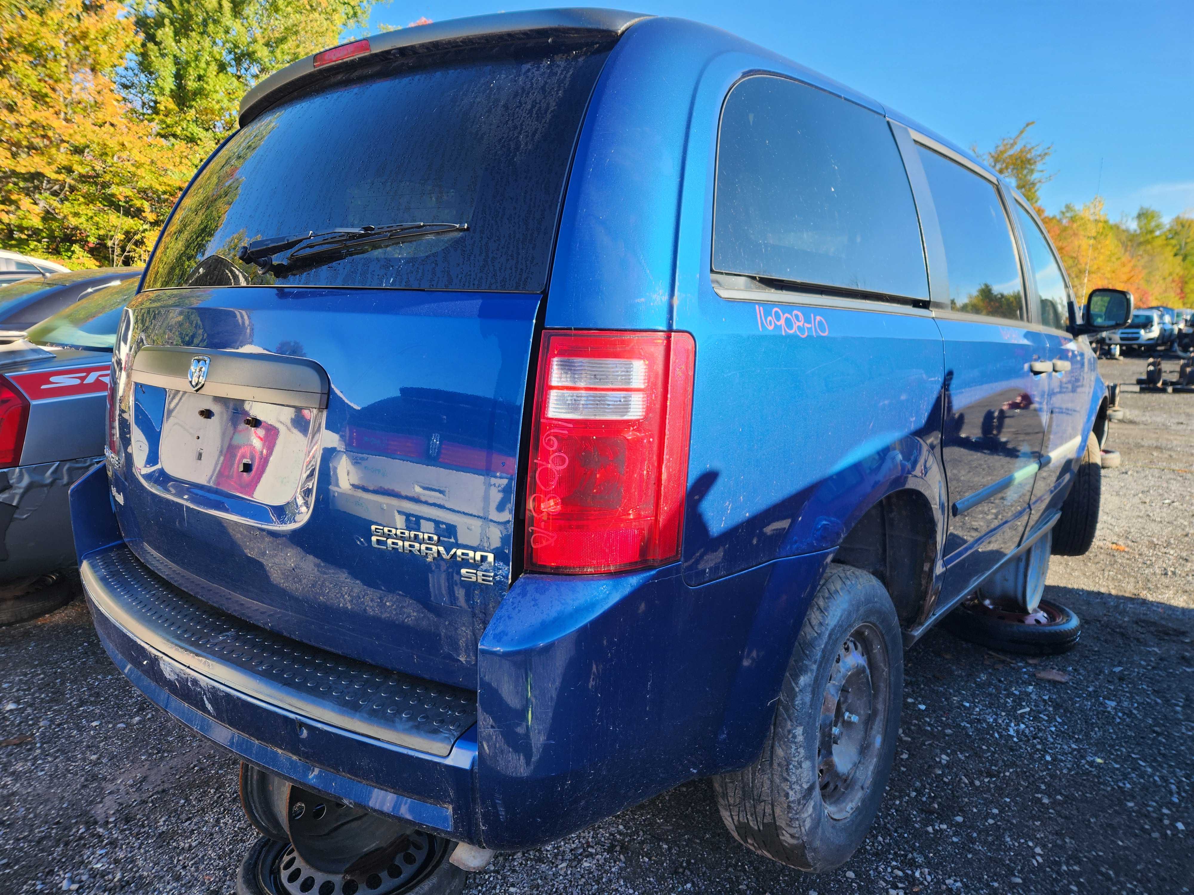 DODGE GRAND CARAVAN 2010