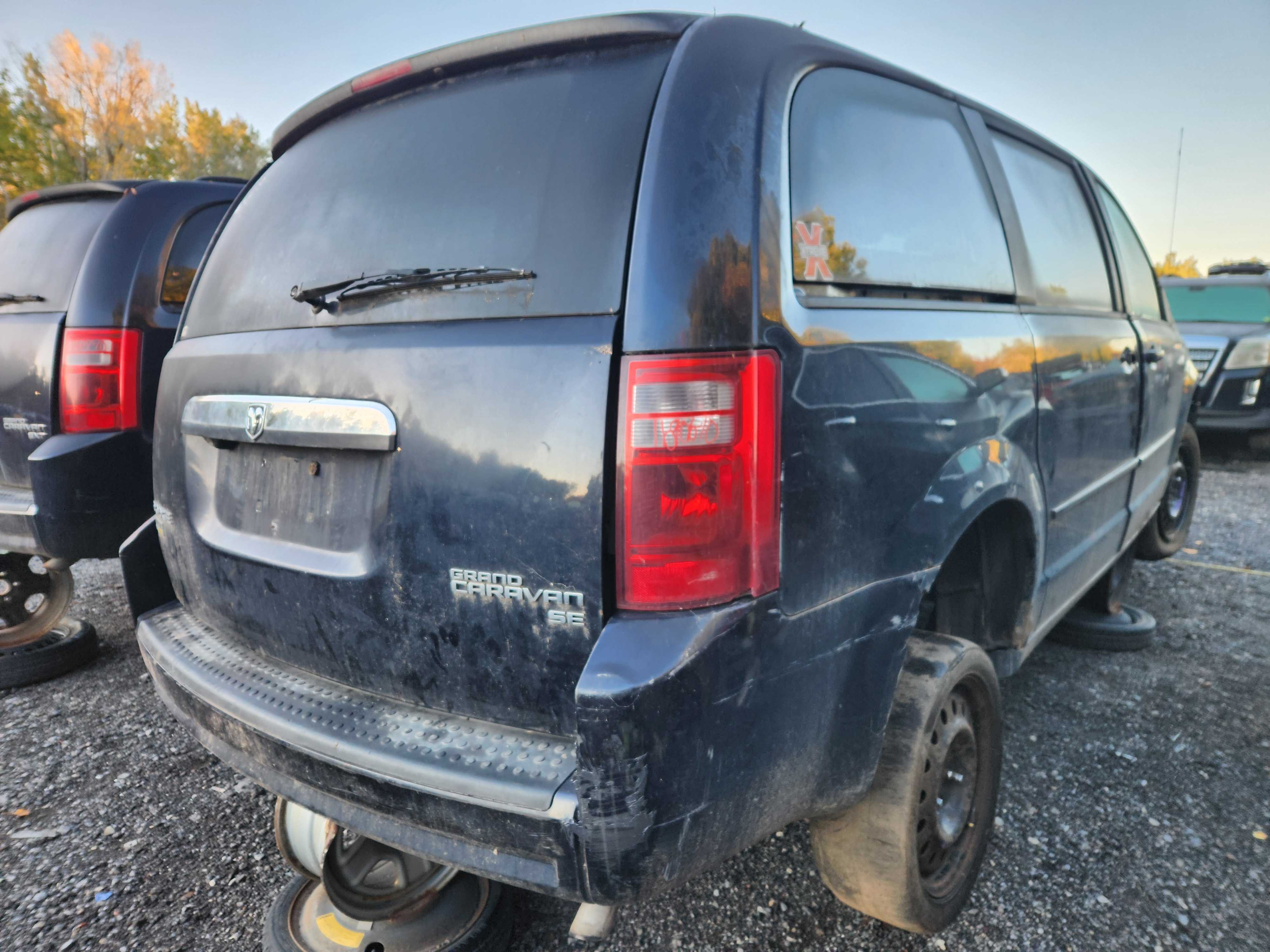 DODGE GRAND CARAVAN 2010