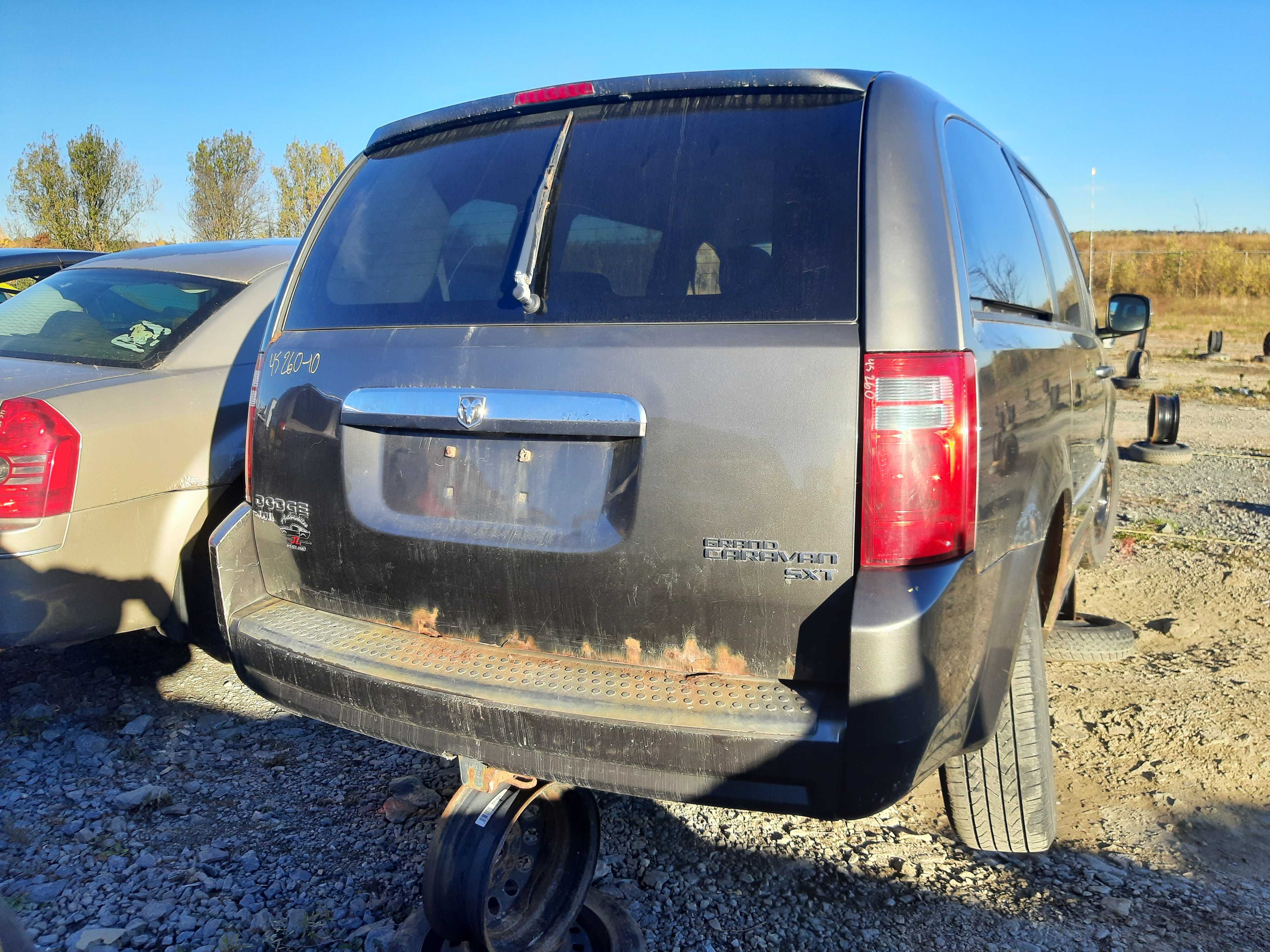 DODGE GRAND CARAVAN 2010