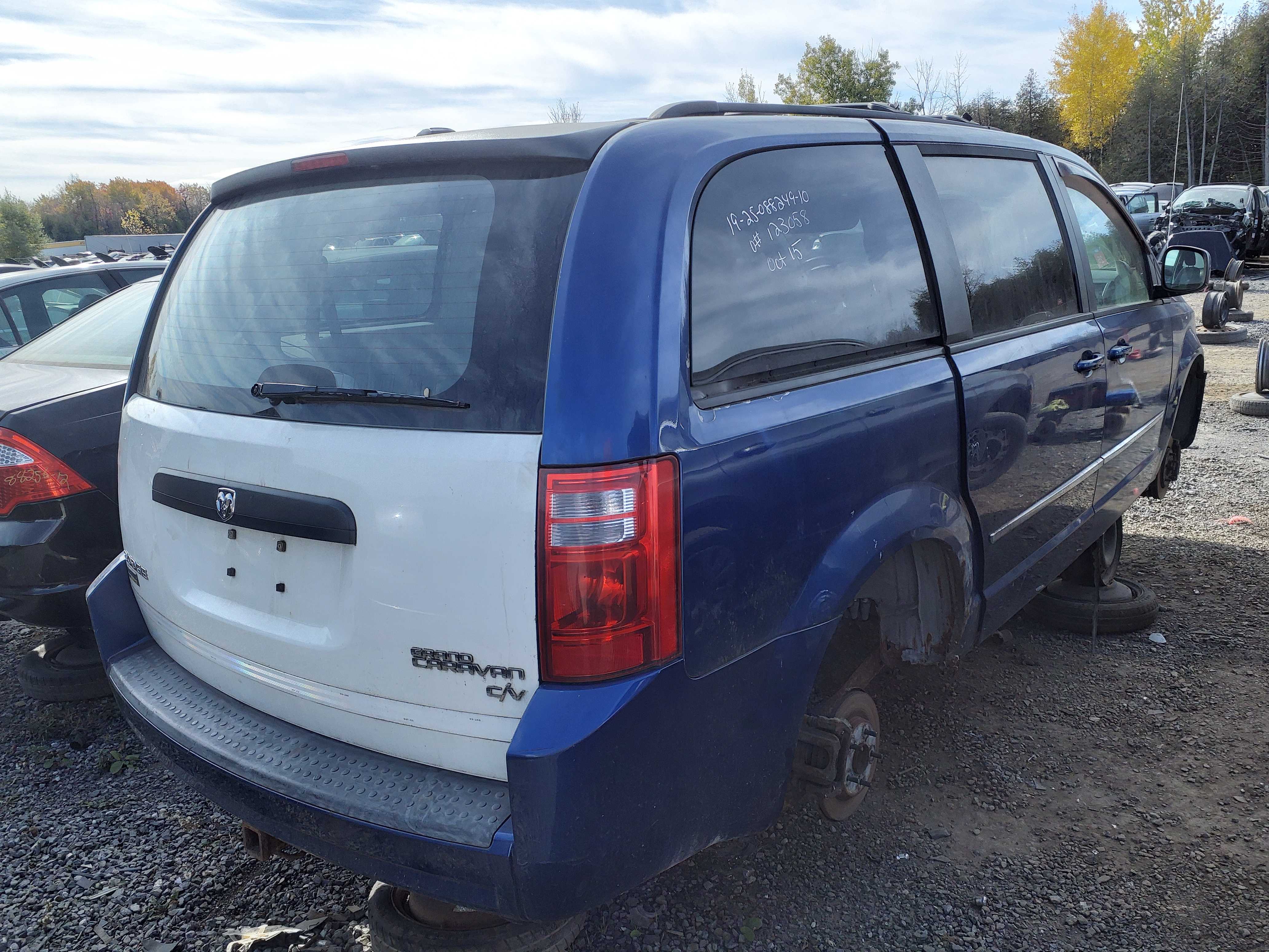 DODGE GRAND CARAVAN 2010