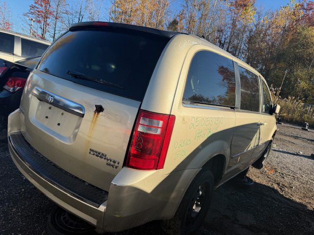DODGE GRAND CARAVAN 2010