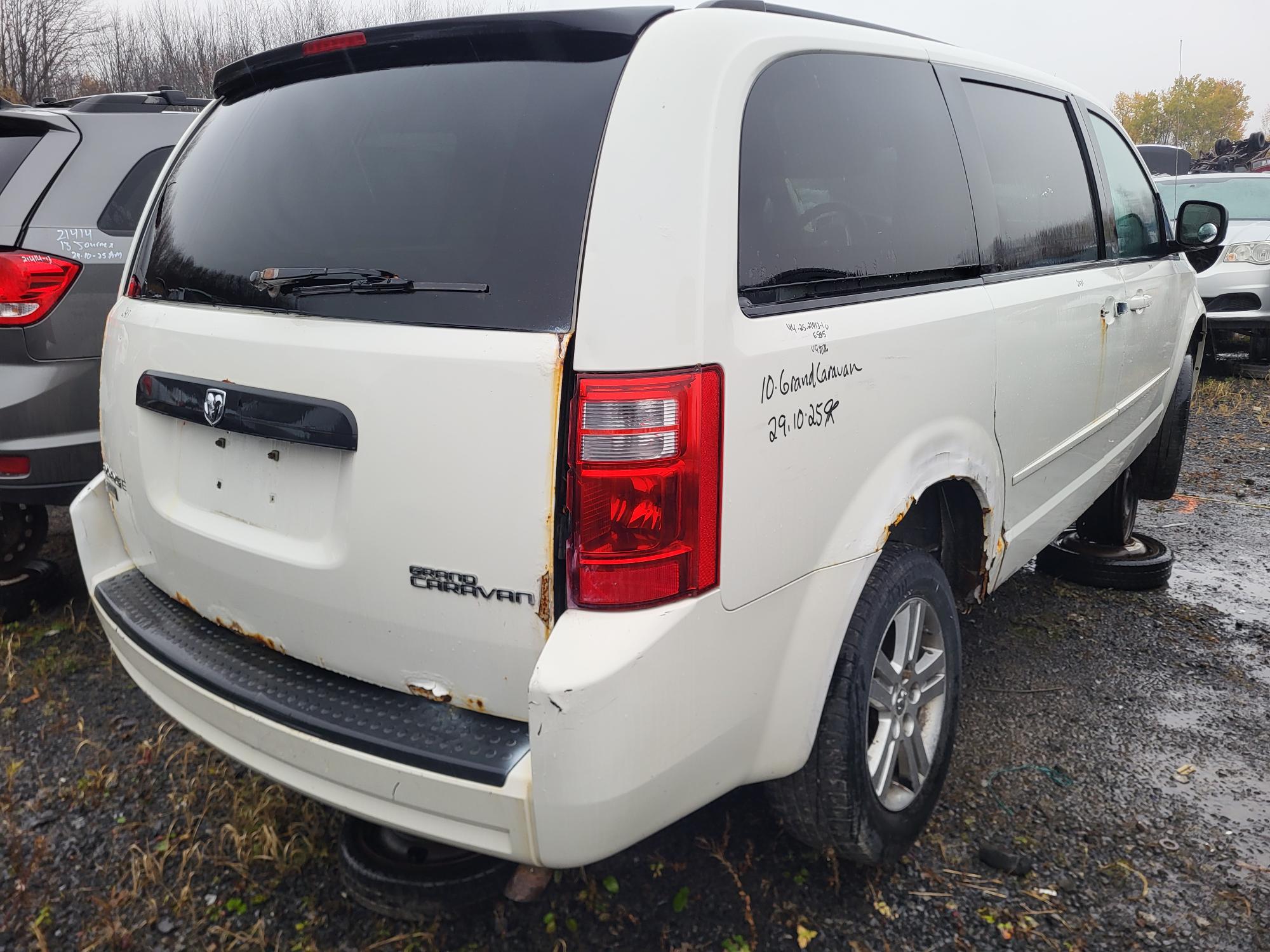 DODGE GRAND CARAVAN 2010