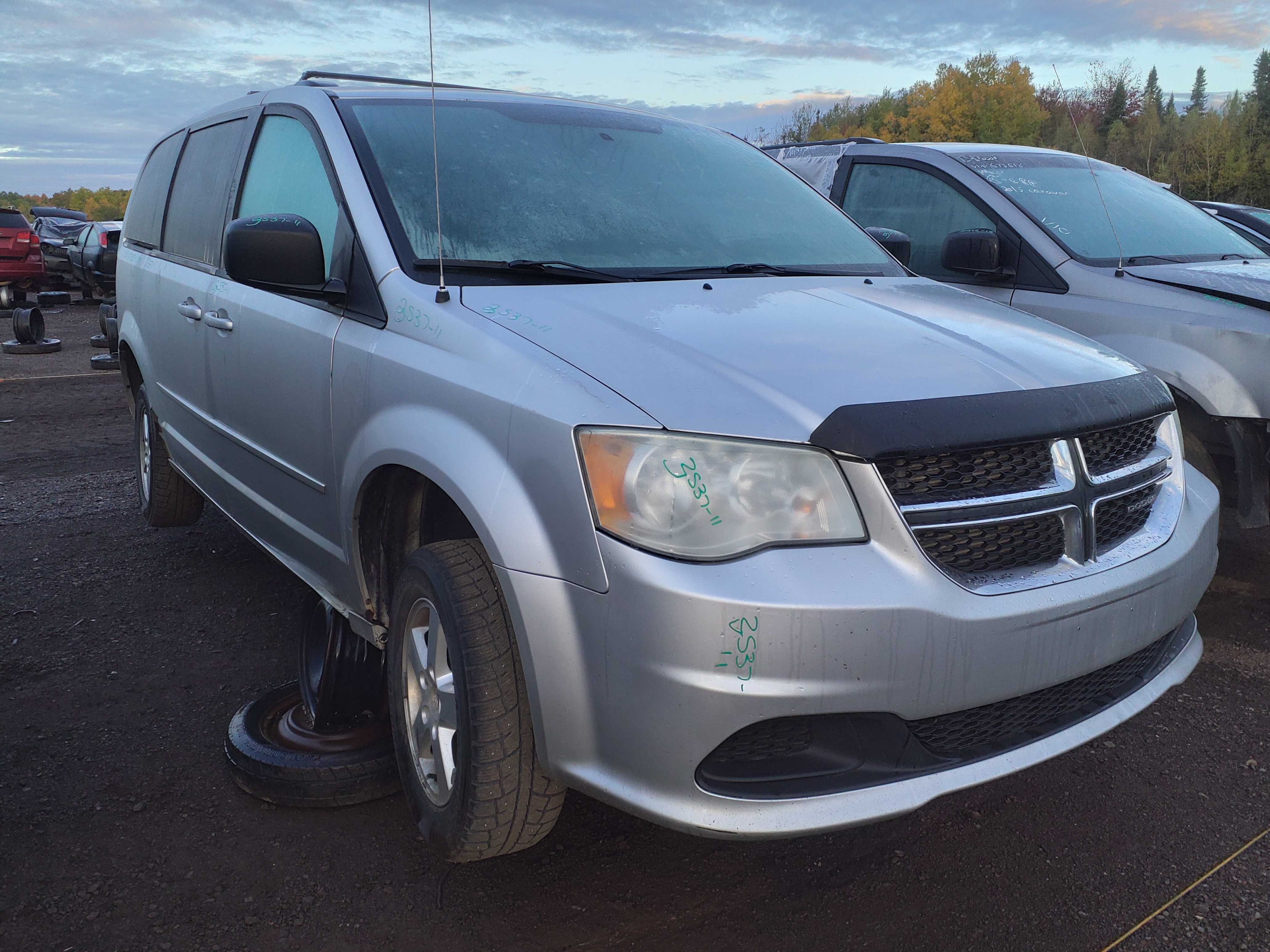 DODGE GRAND CARAVAN 2011