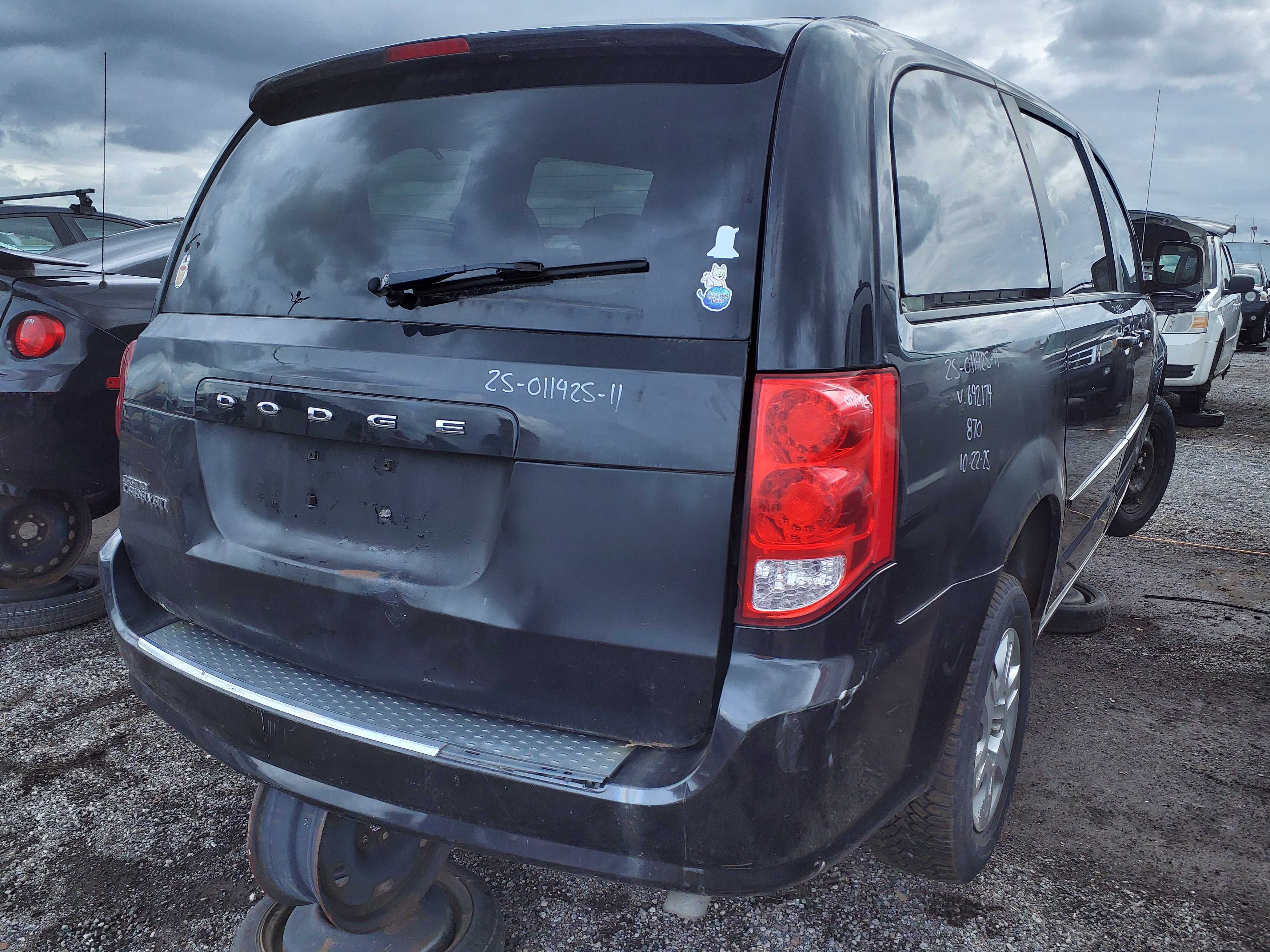 DODGE GRAND CARAVAN 2011