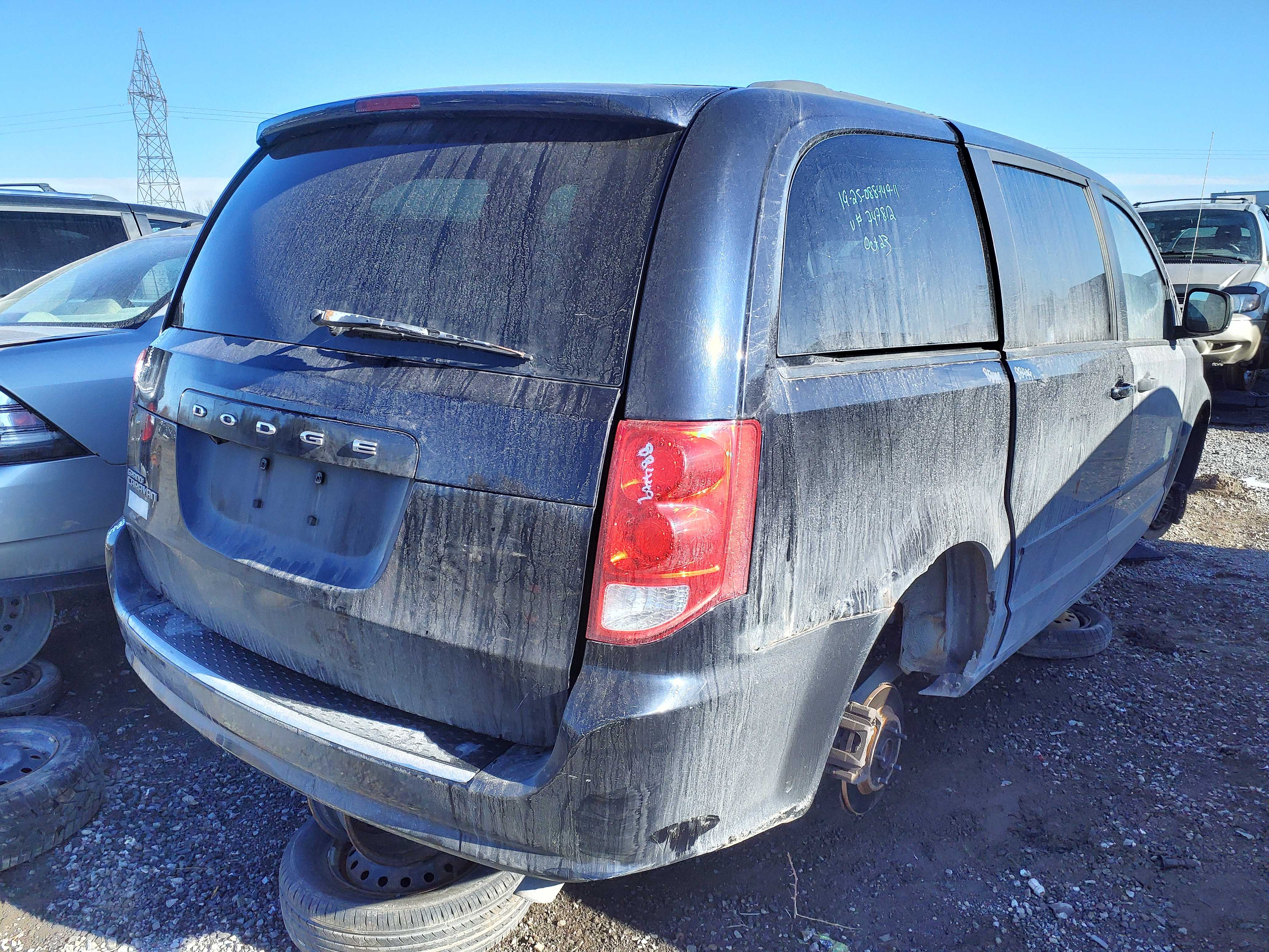 DODGE GRAND CARAVAN 2011