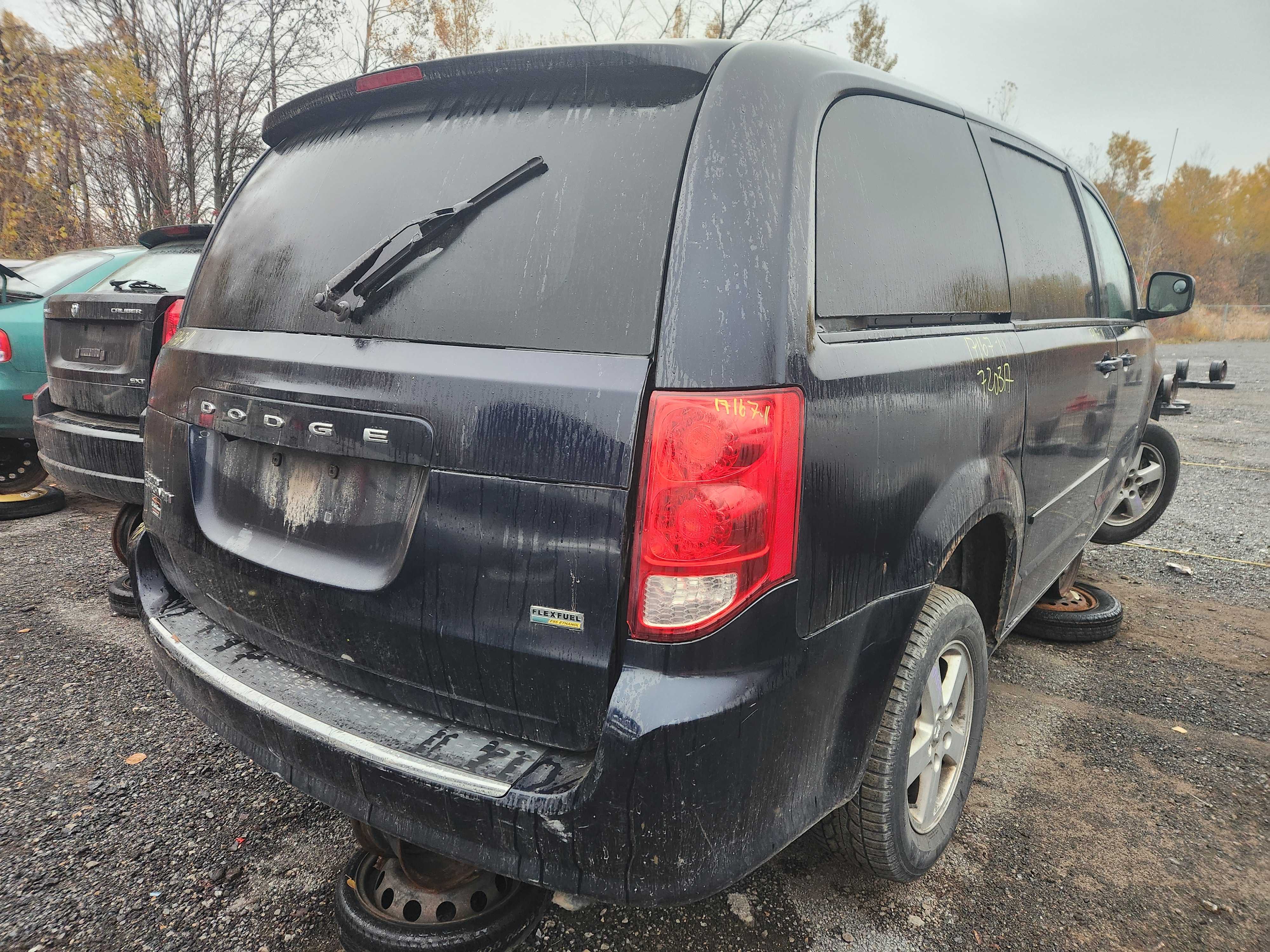DODGE GRAND CARAVAN 2011