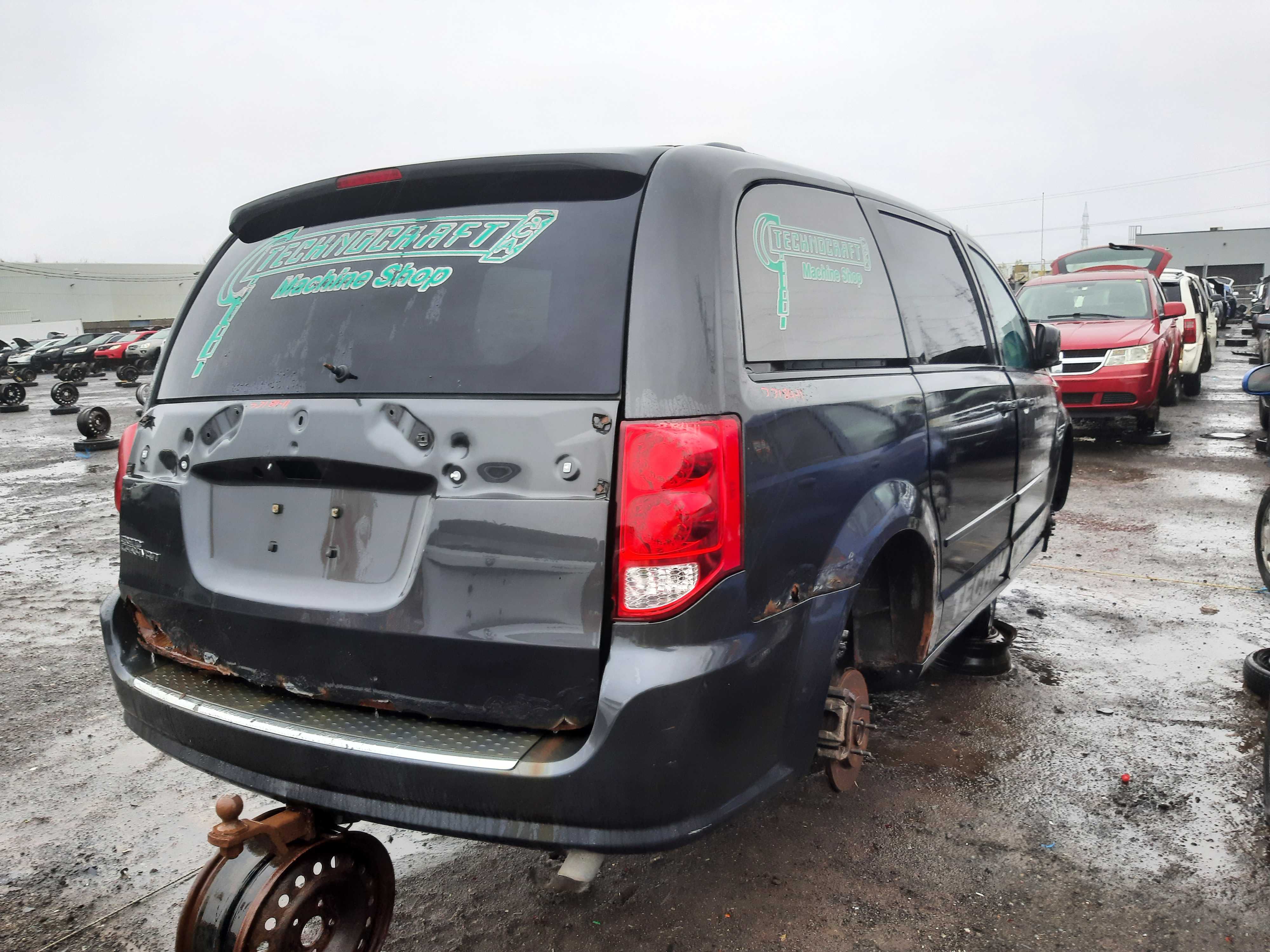 DODGE GRAND CARAVAN 2011