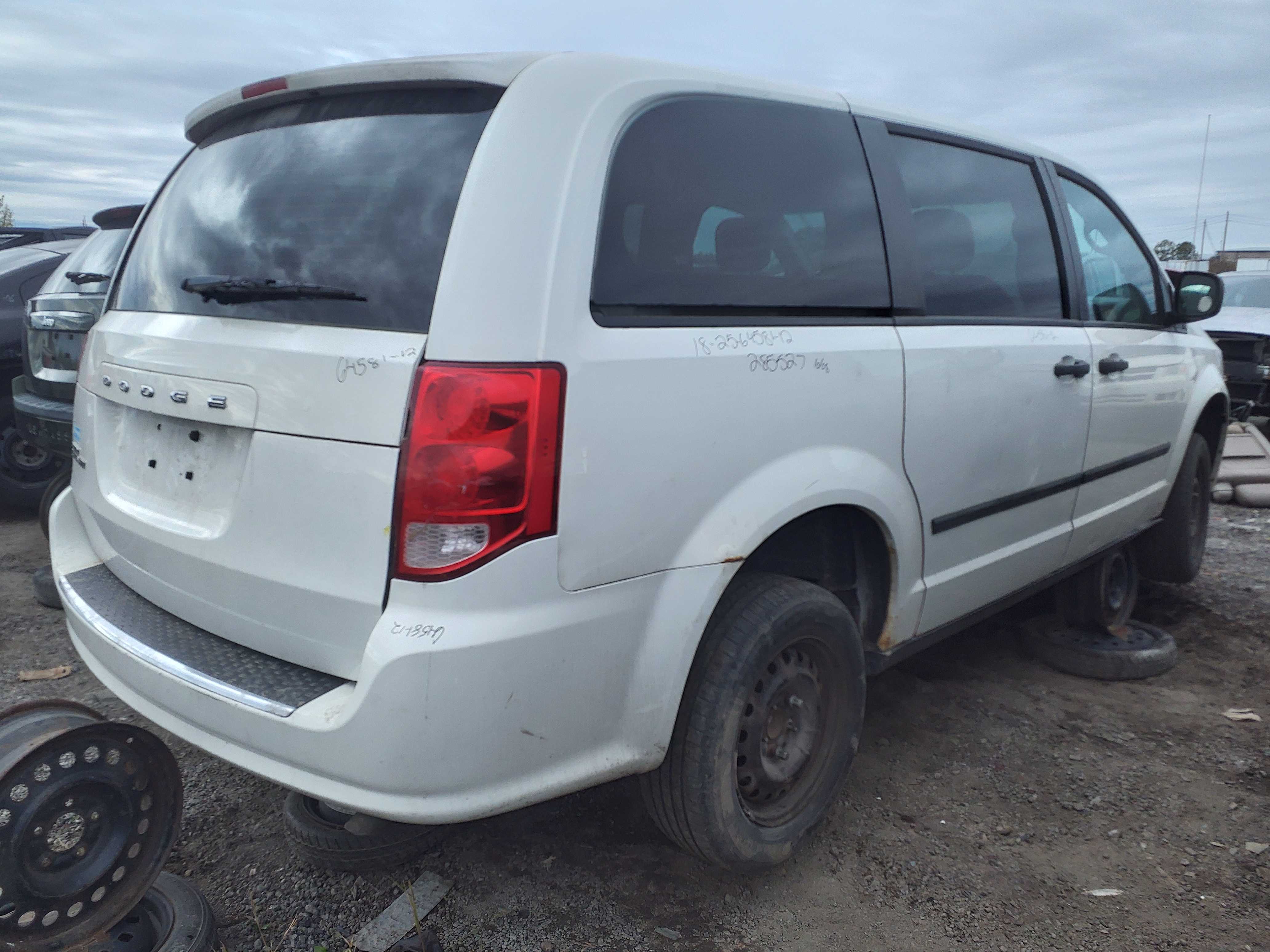 DODGE GRAND CARAVAN 2012