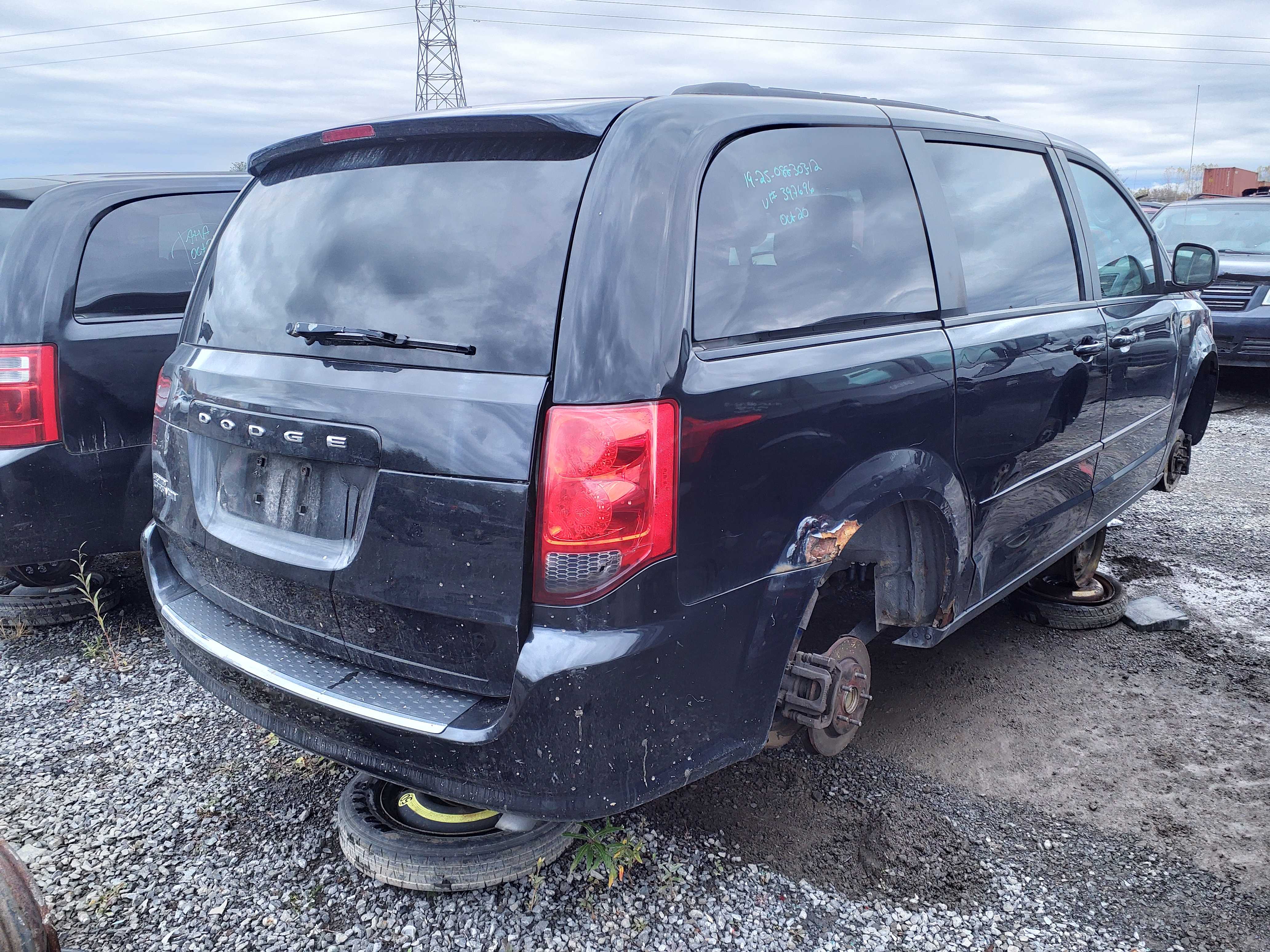 DODGE GRAND CARAVAN 2012