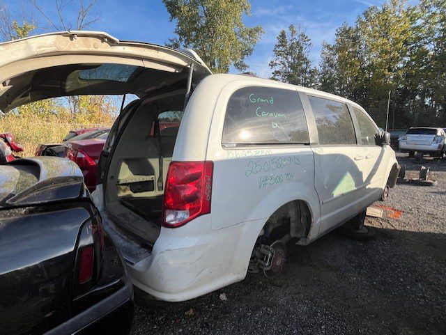 DODGE GRAND CARAVAN 2013