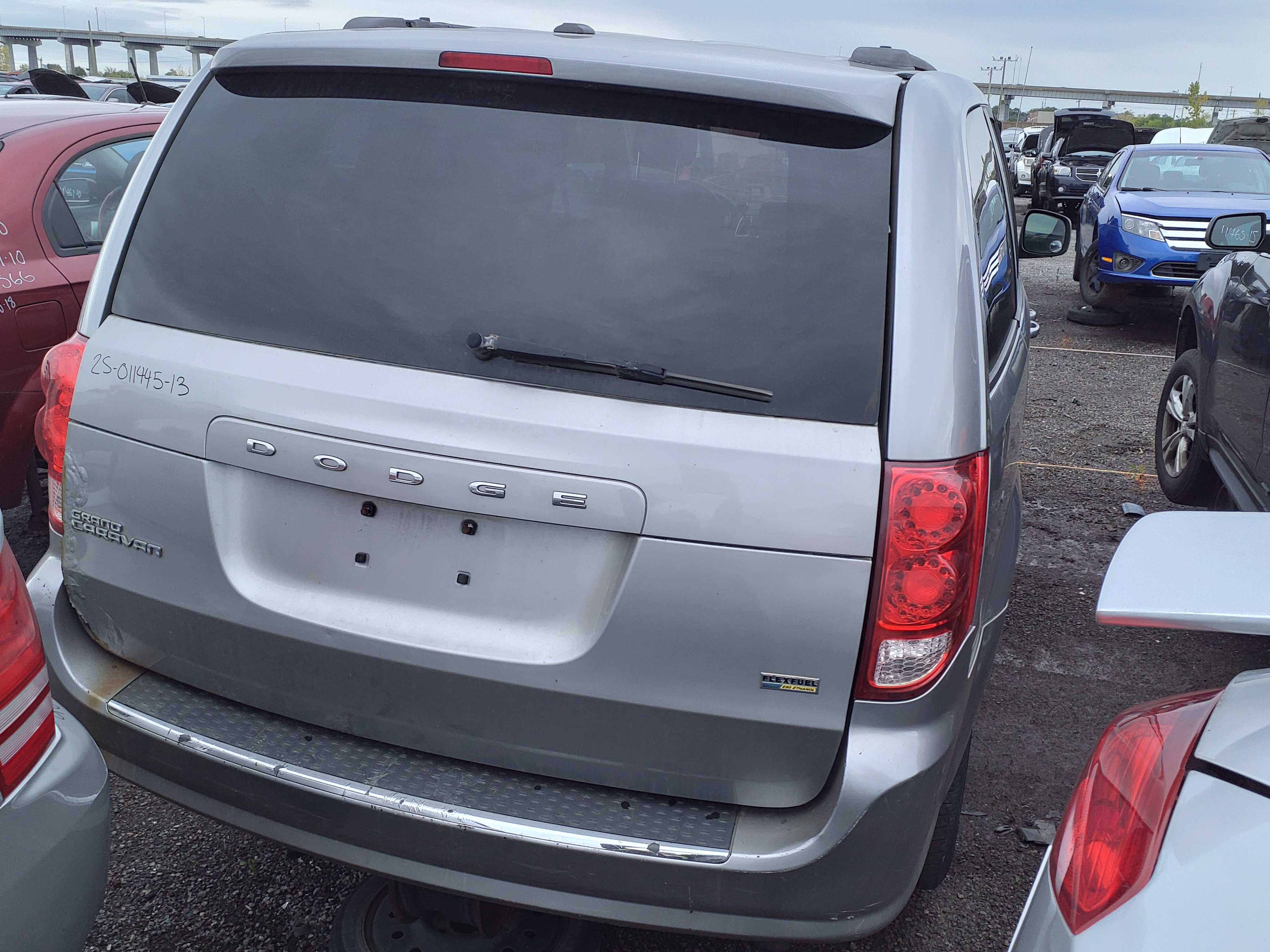 DODGE GRAND CARAVAN 2013