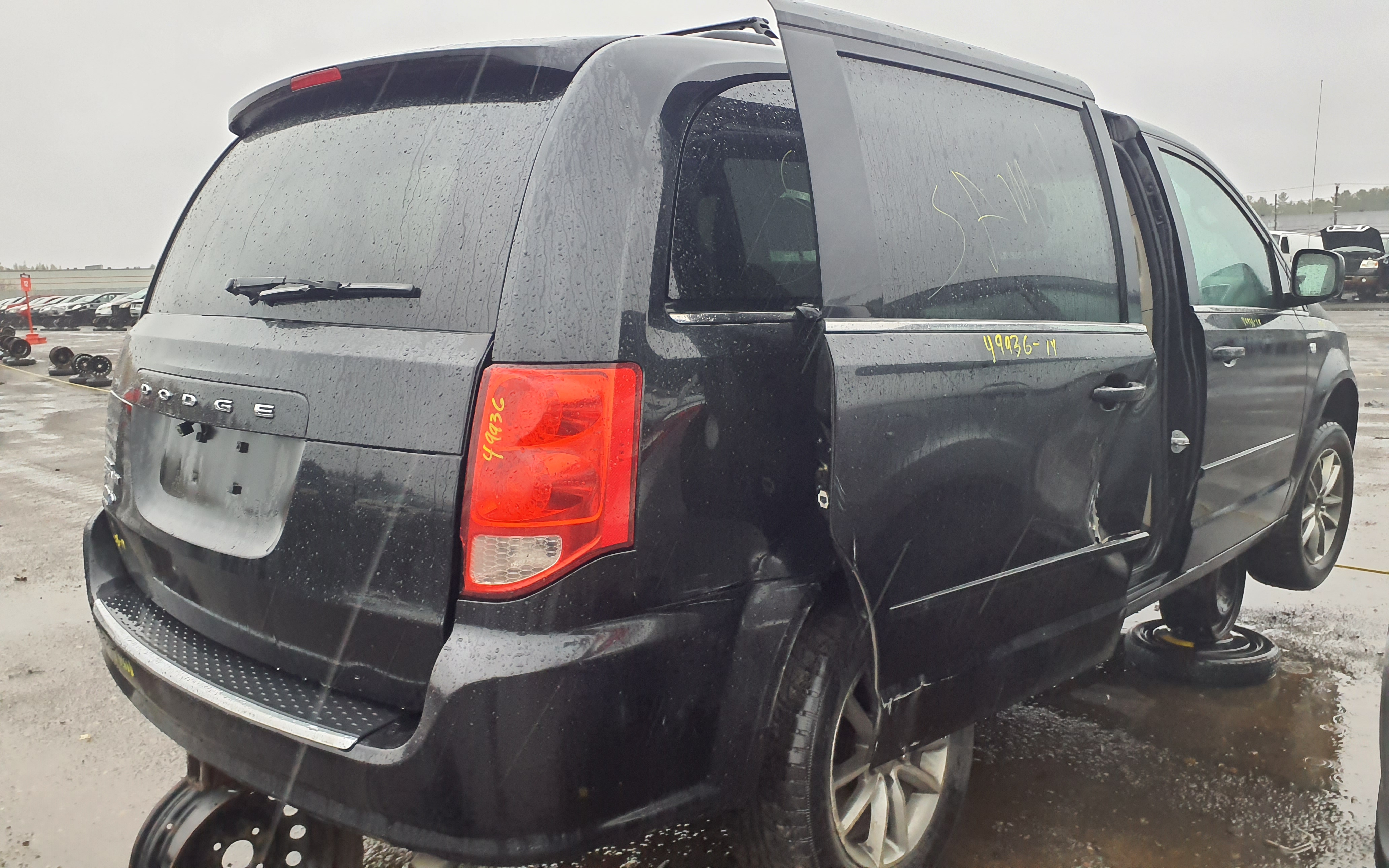 DODGE GRAND CARAVAN 2014