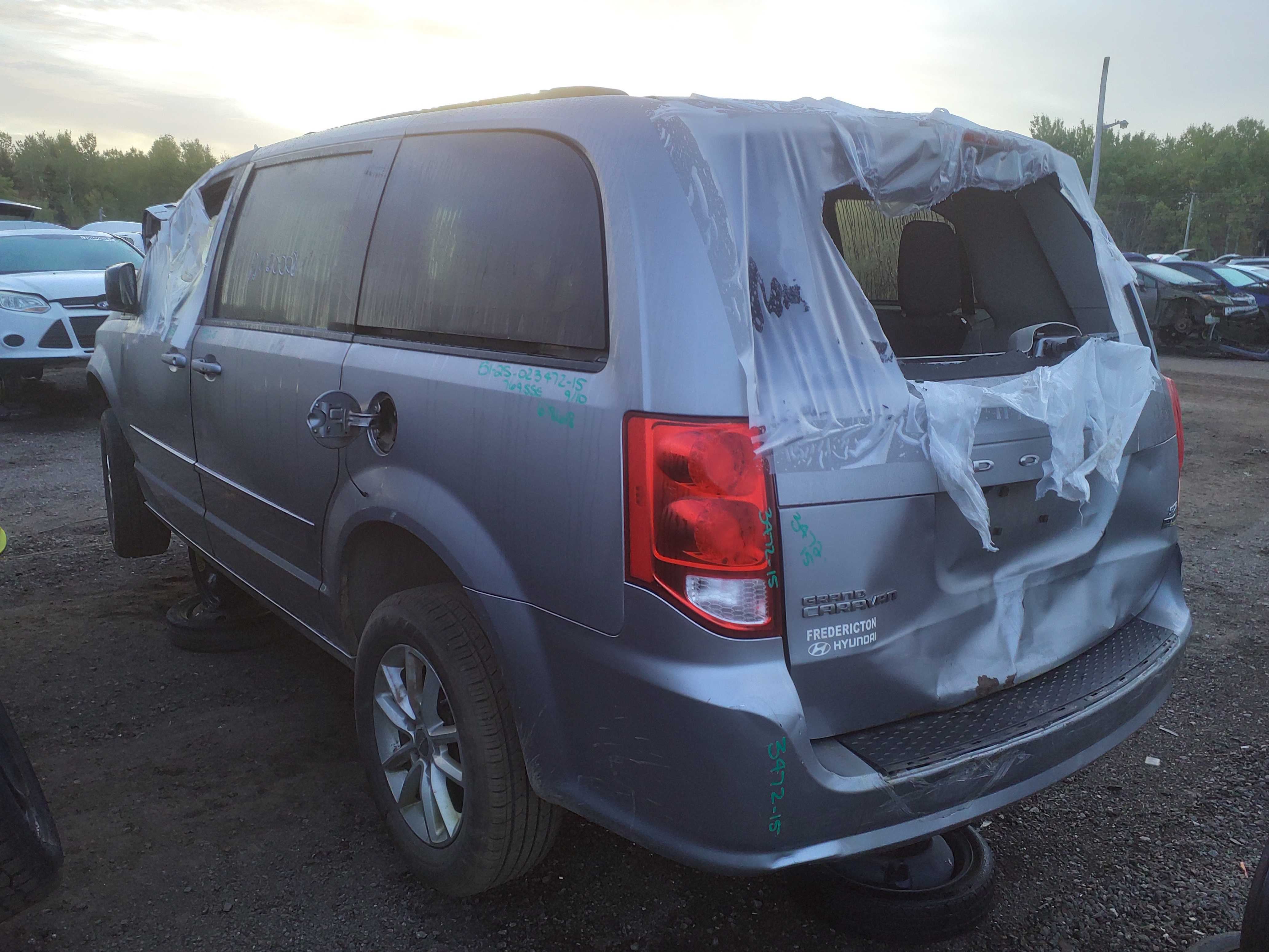 DODGE GRAND CARAVAN 2015