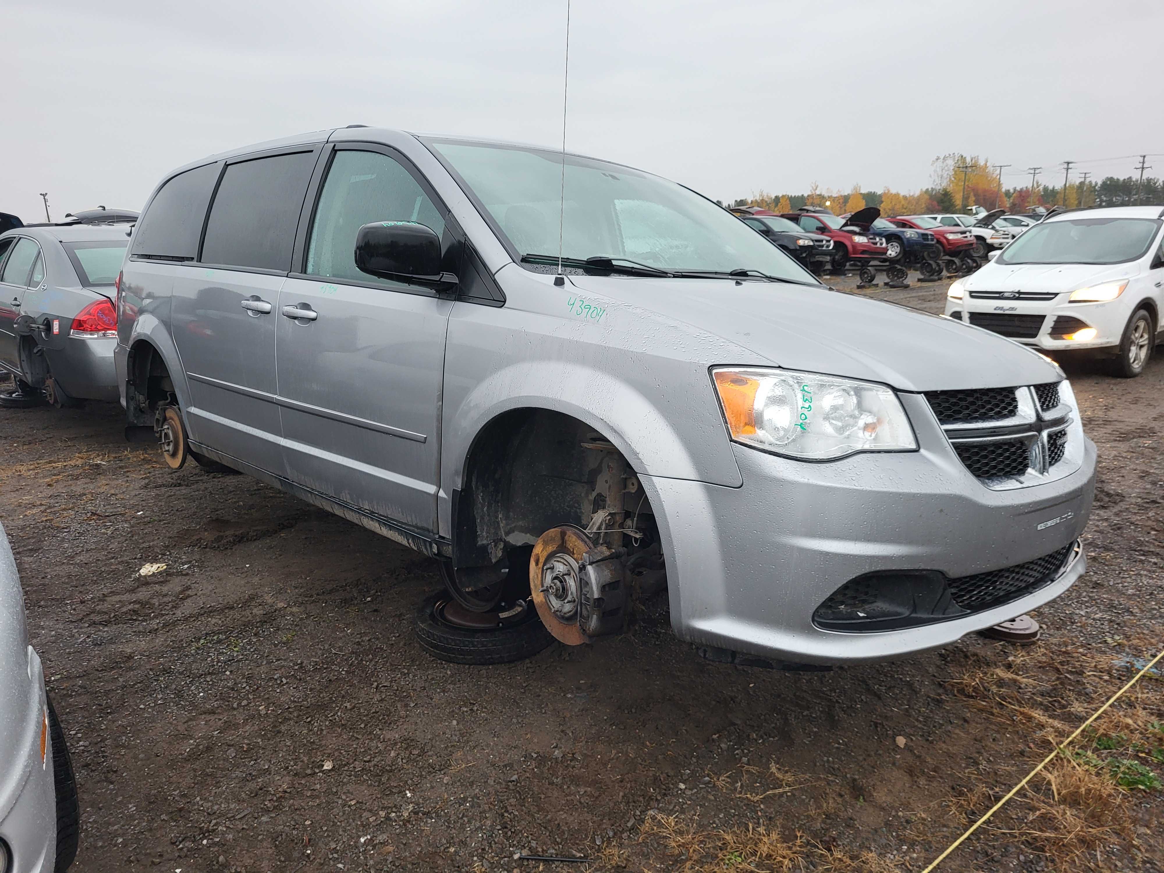DODGE GRAND CARAVAN 2015